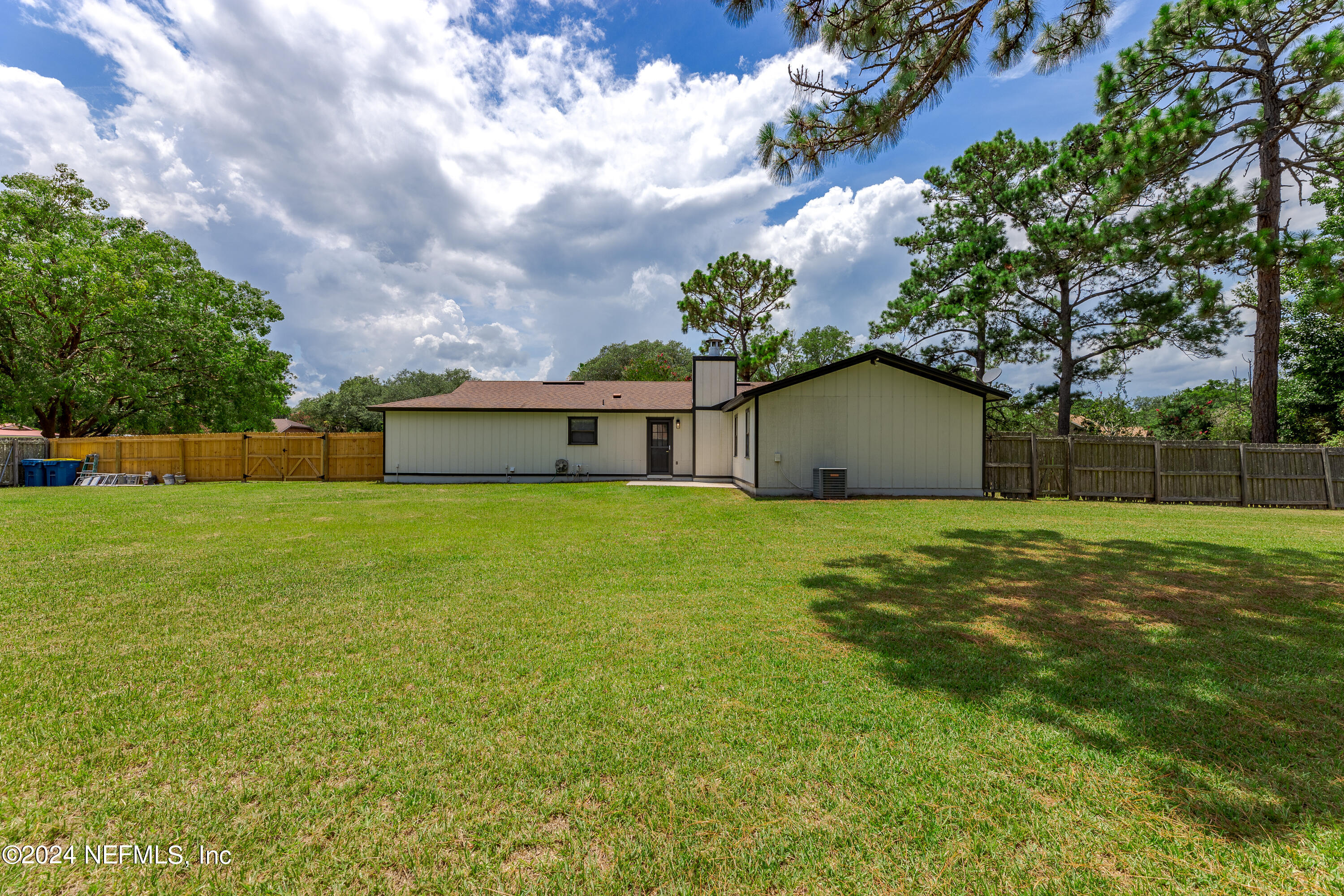 15277 LANDMARK Circle S