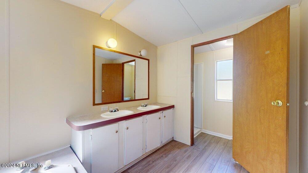 5954 WESTWOOD Road N