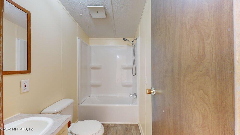 5954 WESTWOOD Road N