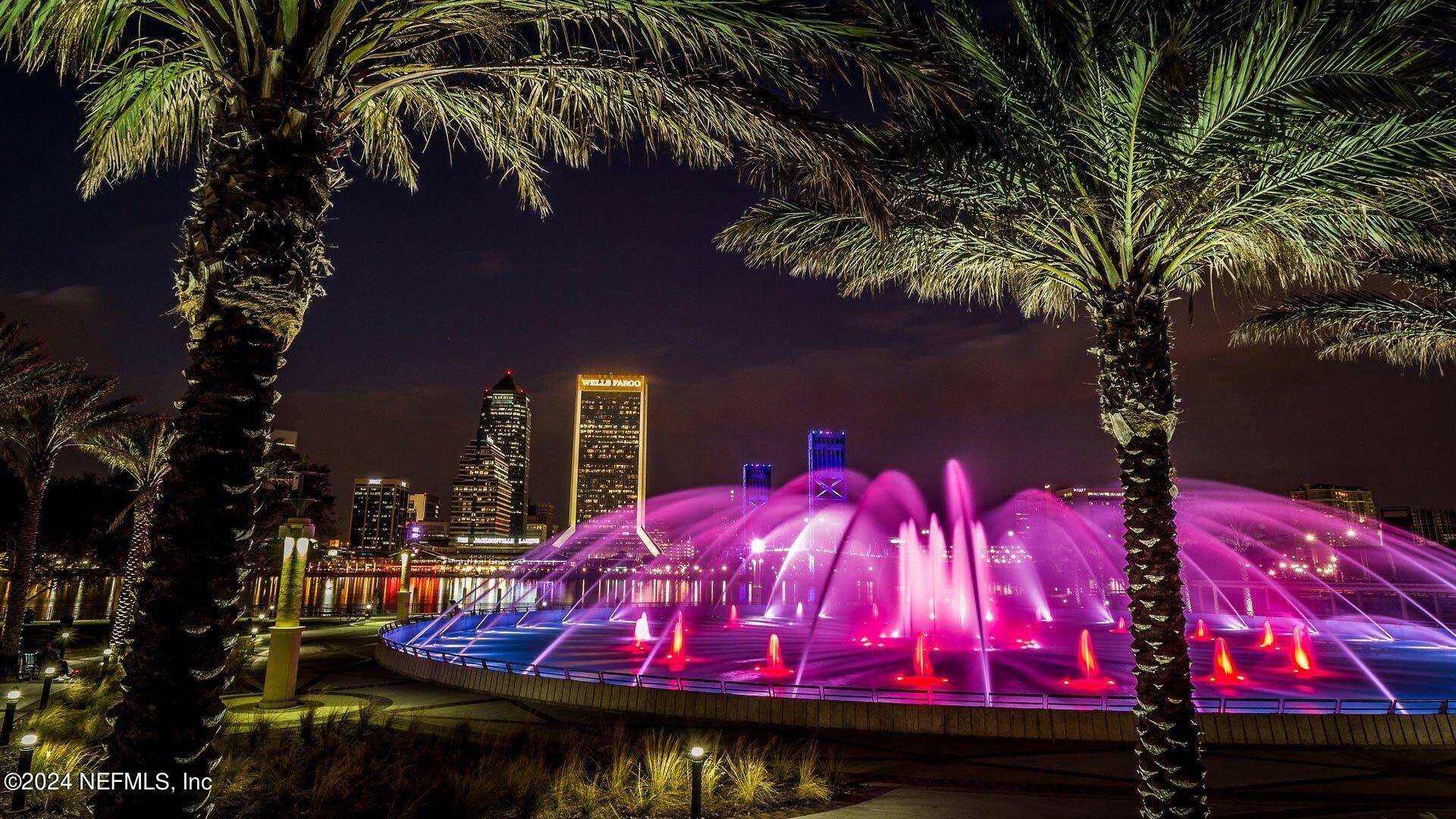 12890 RUBBER FIG Terrace