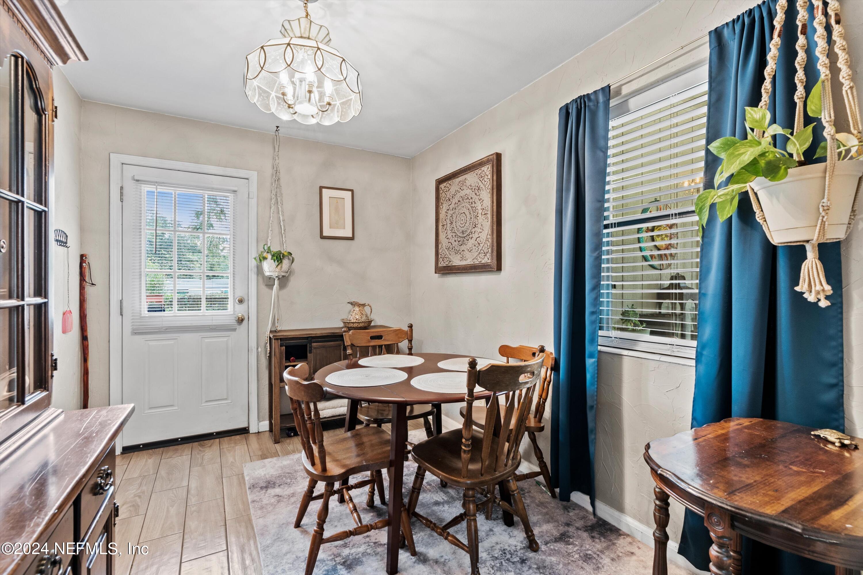 6000 GREEN HILL Lane