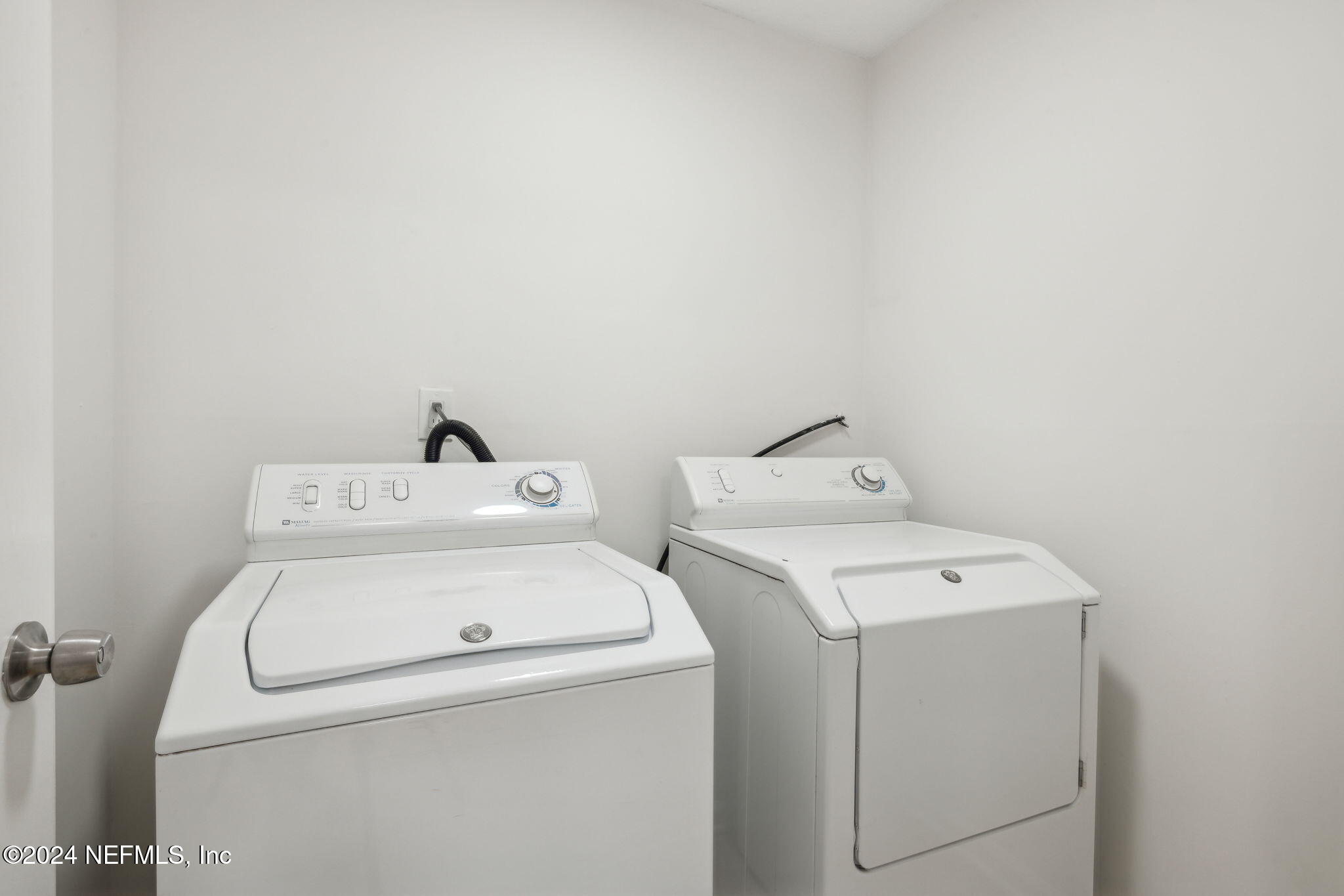 4854 SCOTCH PINE Court