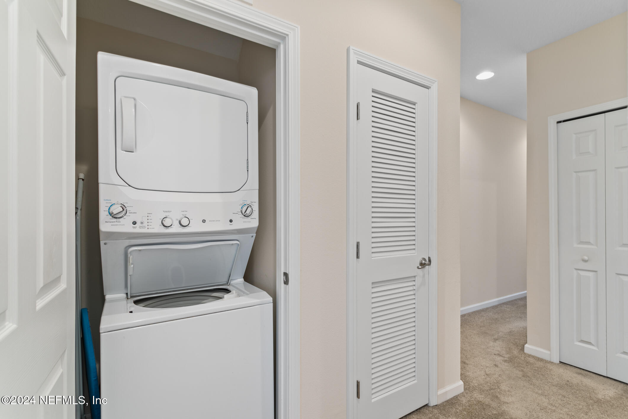 11299 ESTANCIA VILLA Circle, 1301