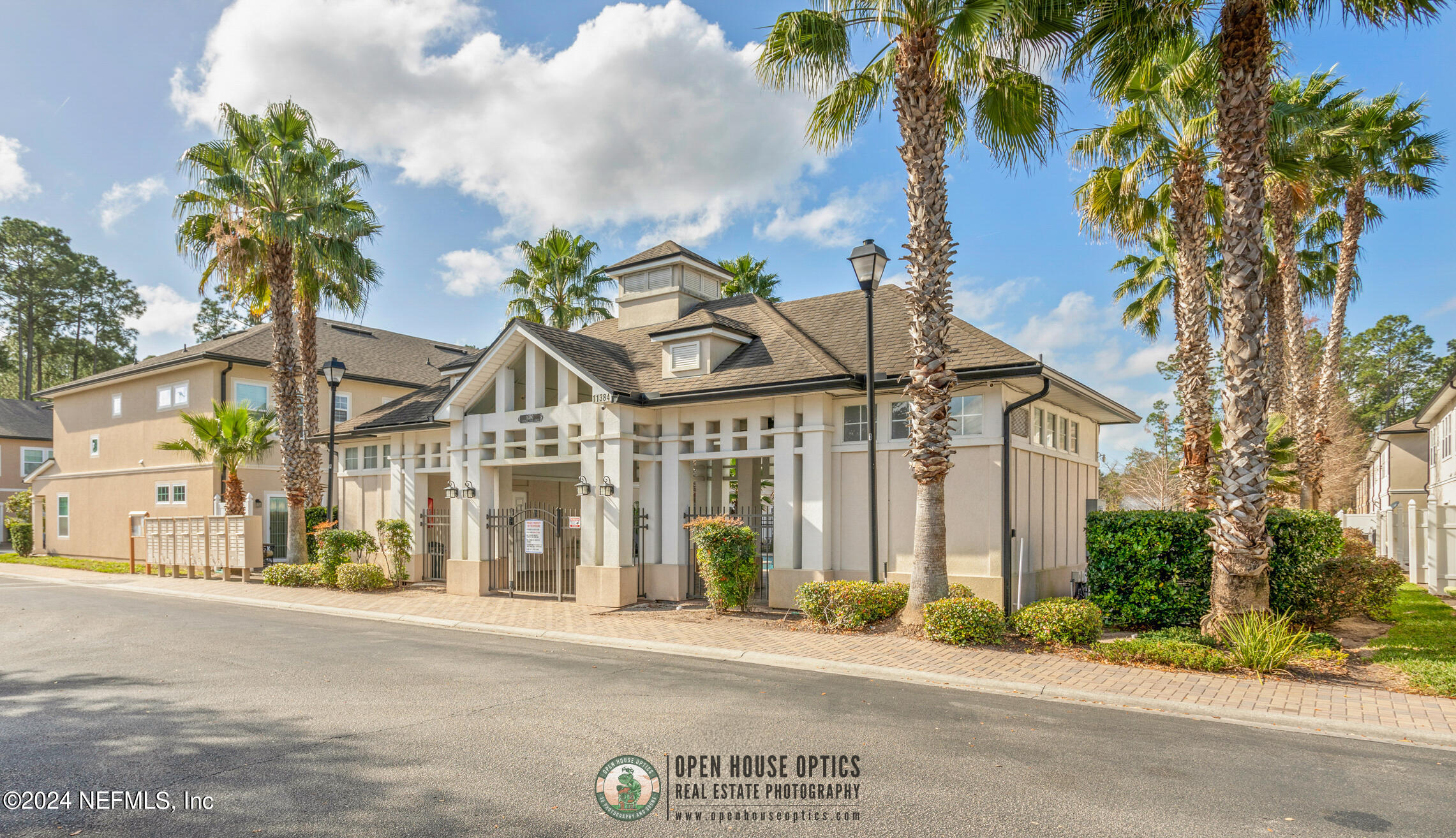 11299 ESTANCIA VILLA Circle, 1301