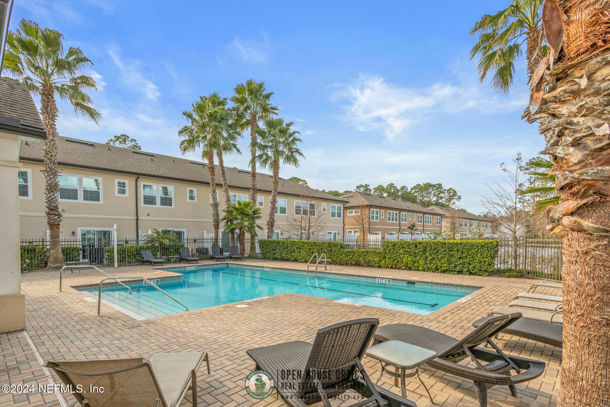 11299 ESTANCIA VILLA Circle, 1301