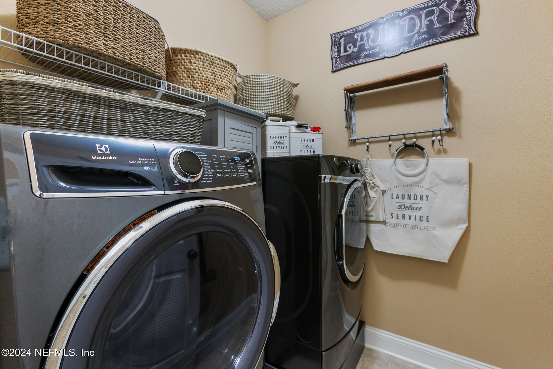 12404 WHITMORE OAKS Drive