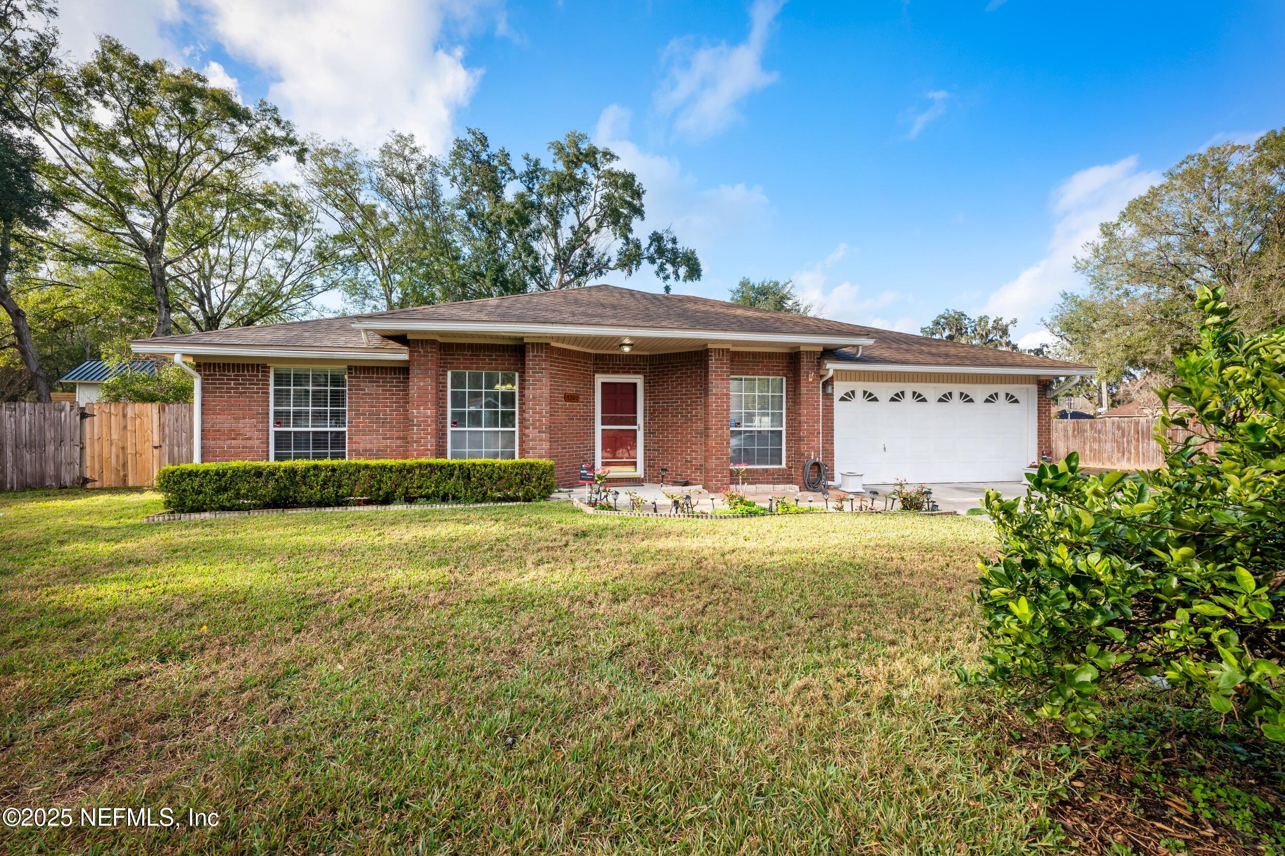 4701 SECRET HARBOR Drive N