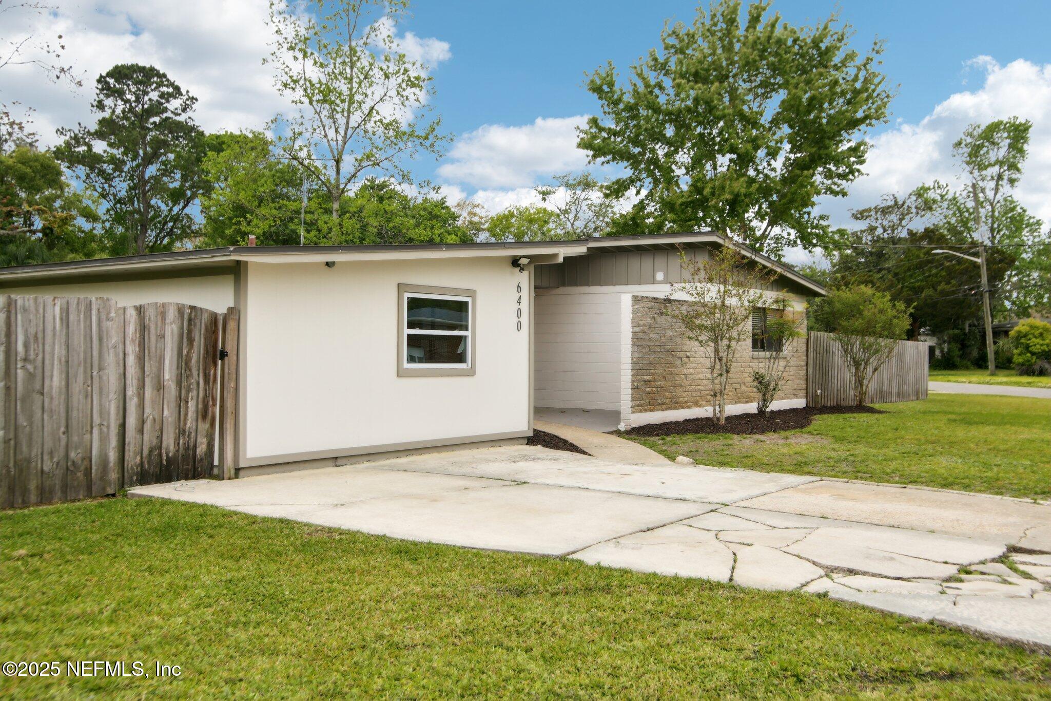 6400 COBALT Avenue N