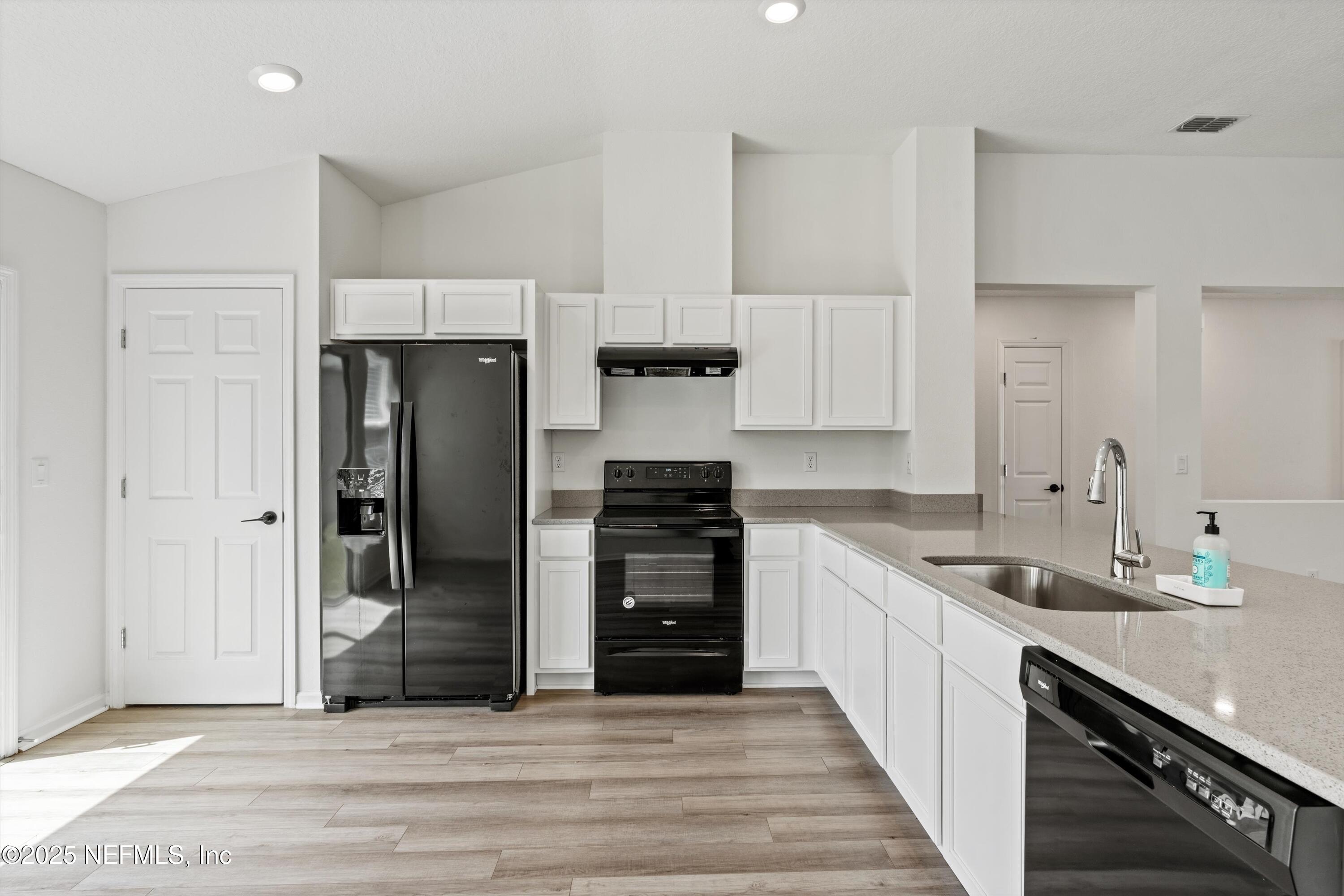 1986 CARTER LANDING Boulevard