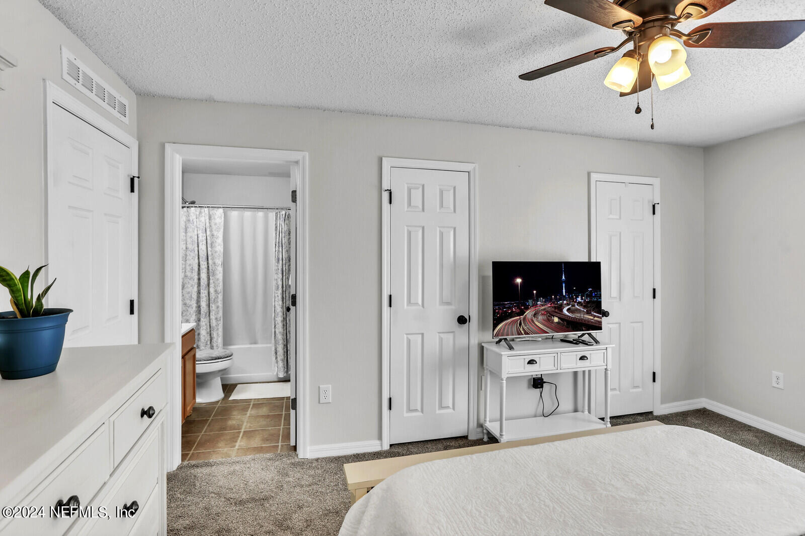 1483 SEAWOLF Trail N