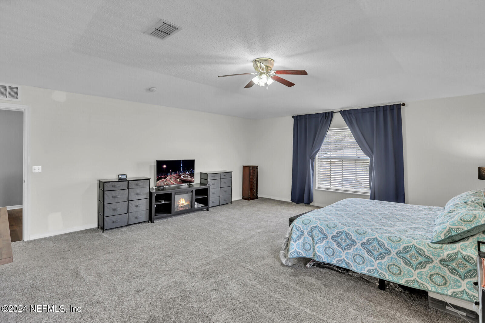 1483 SEAWOLF Trail N