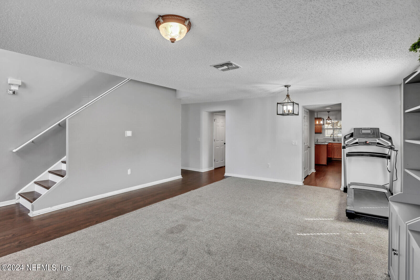 1483 SEAWOLF Trail N