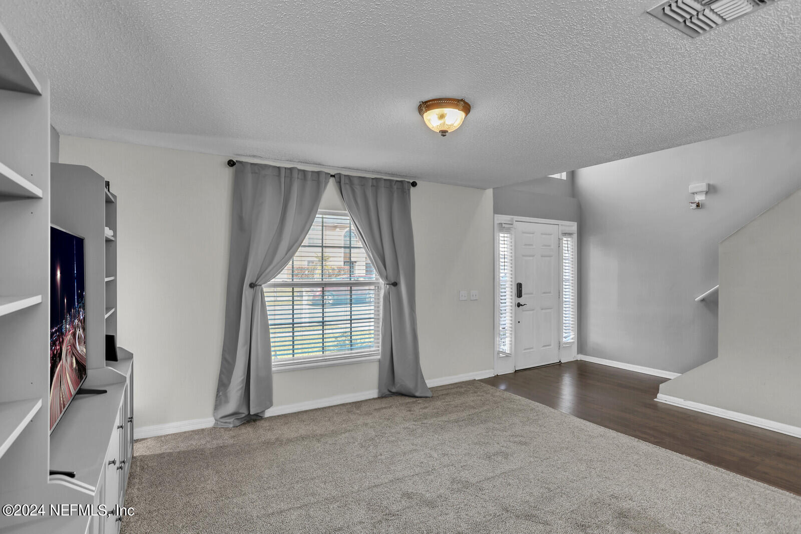 1483 SEAWOLF Trail N