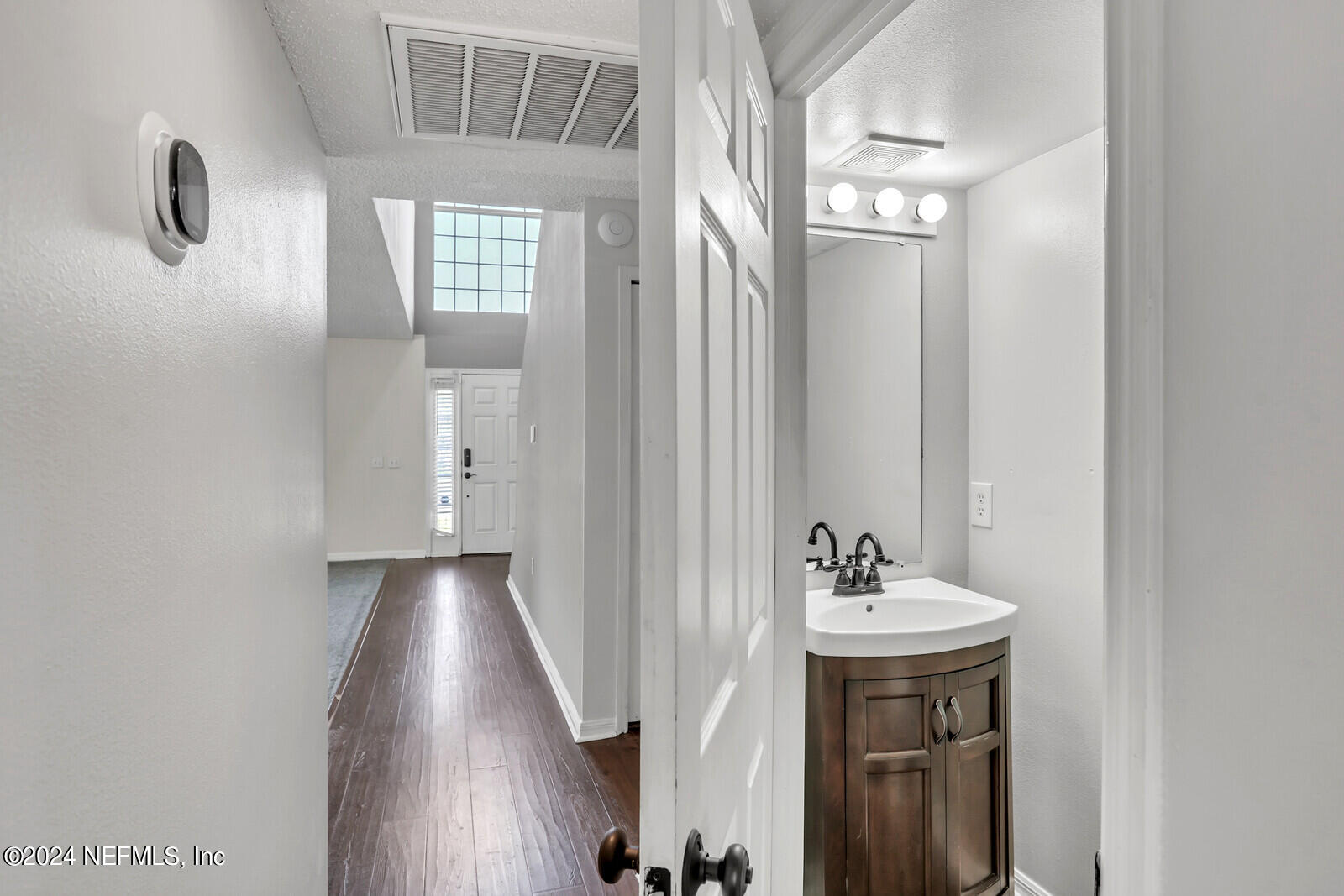 1483 SEAWOLF Trail N