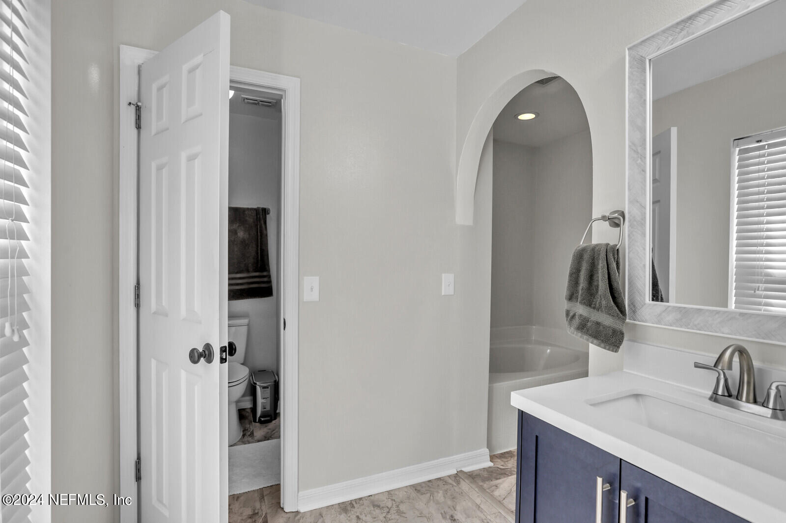 1483 SEAWOLF Trail N