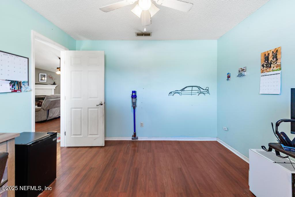 3675 BARBIZON Circle N