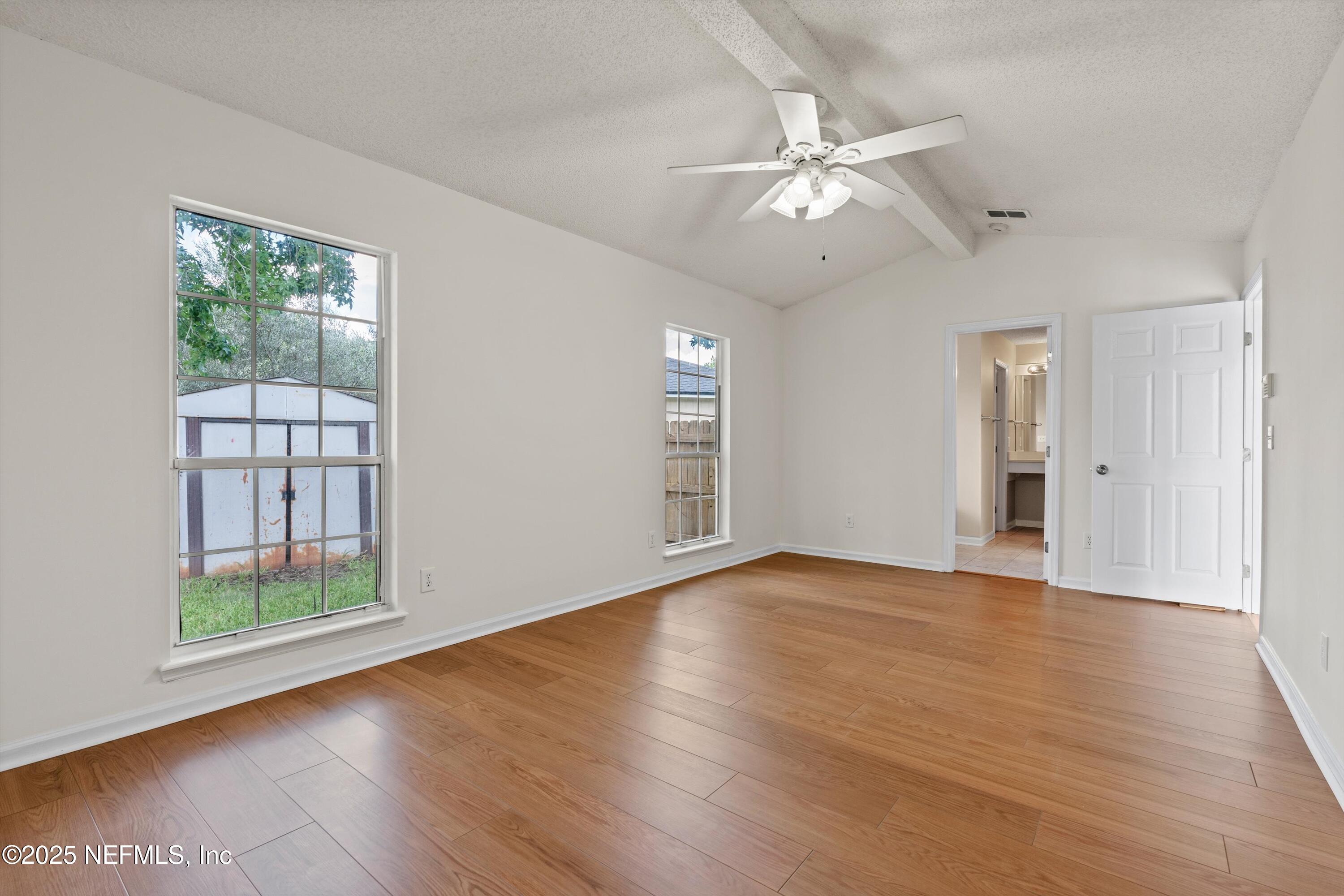 4533 WANDERING OAKS Drive S