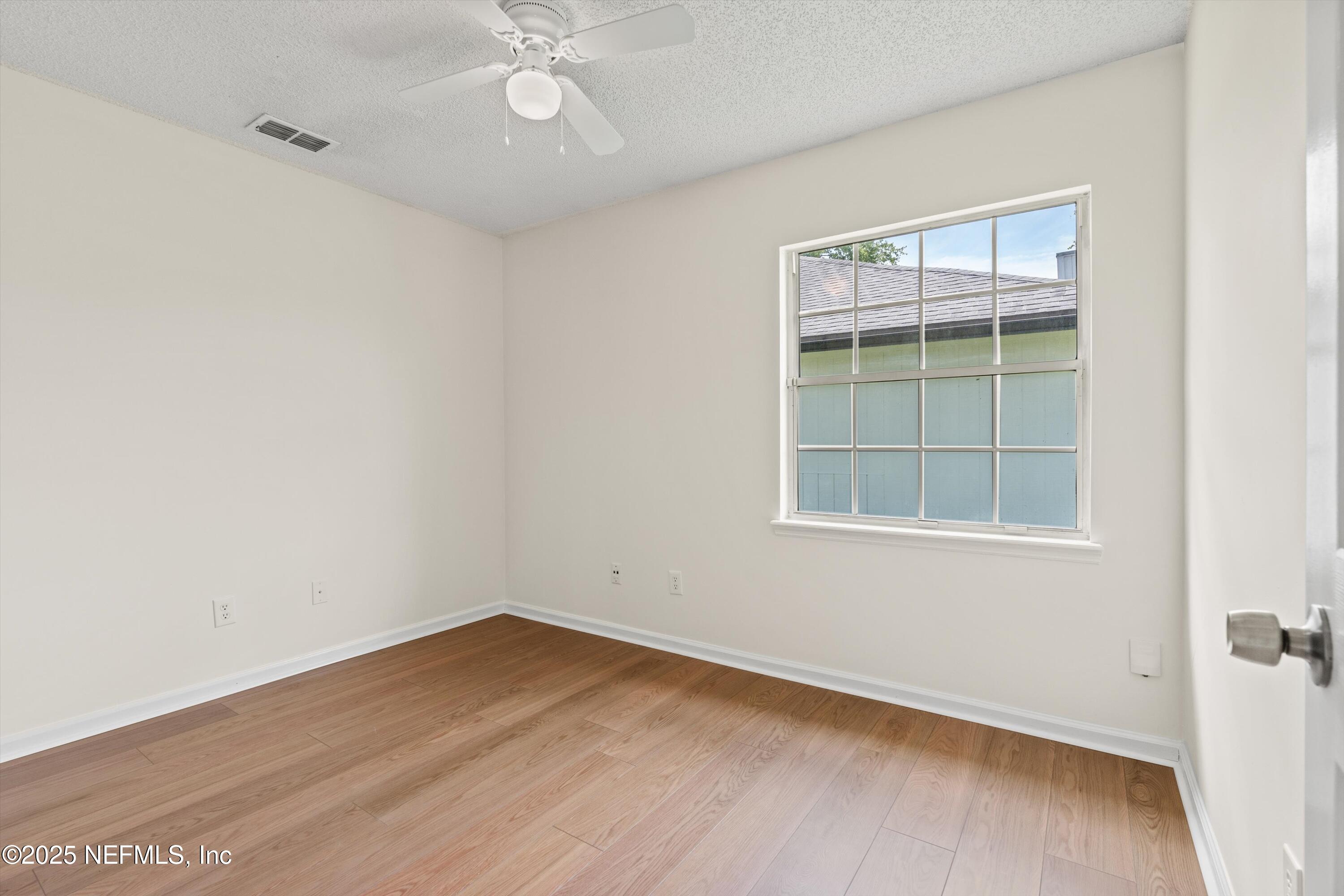 4533 WANDERING OAKS Drive S