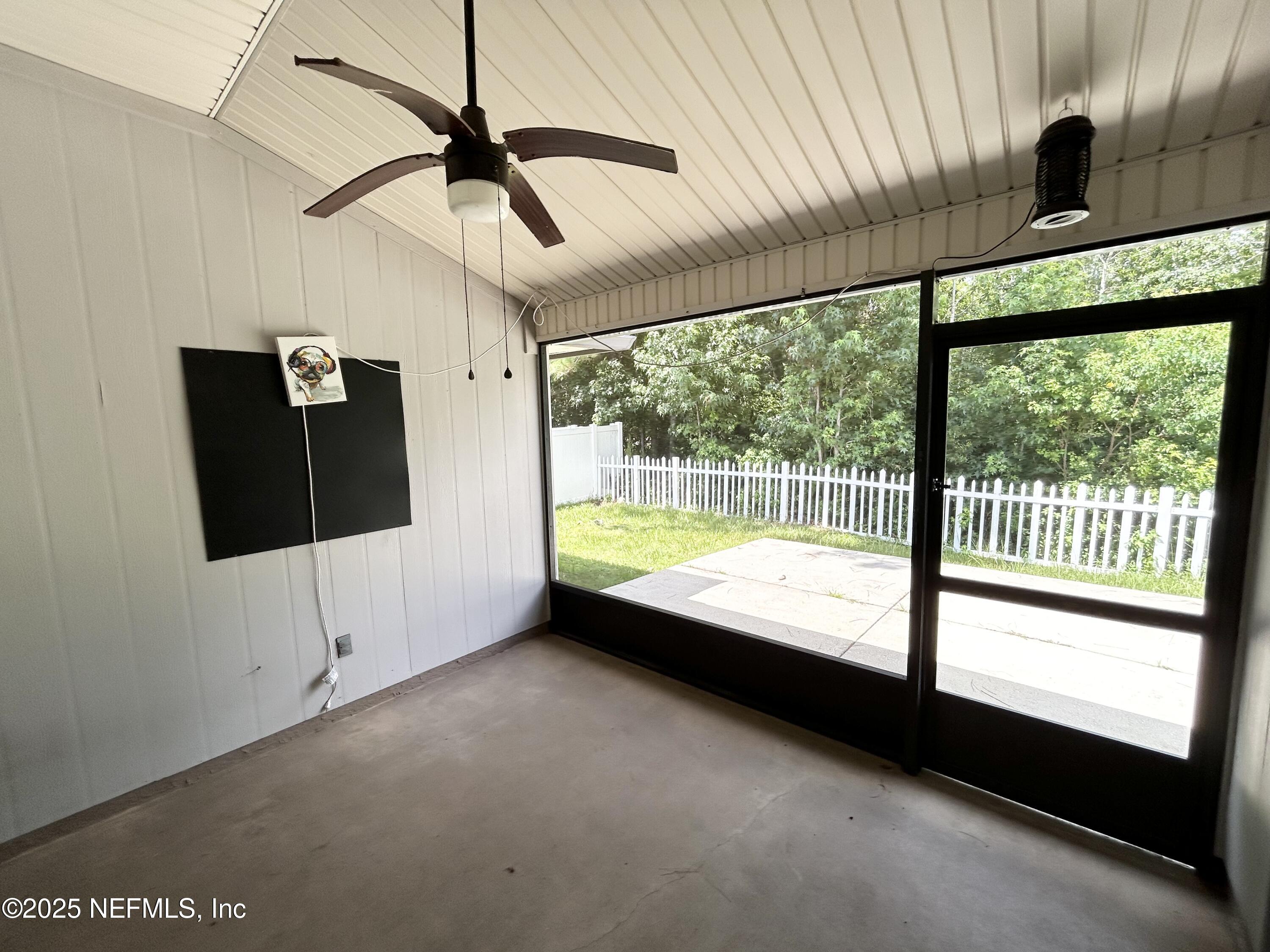 15787 TWIN CREEK Drive