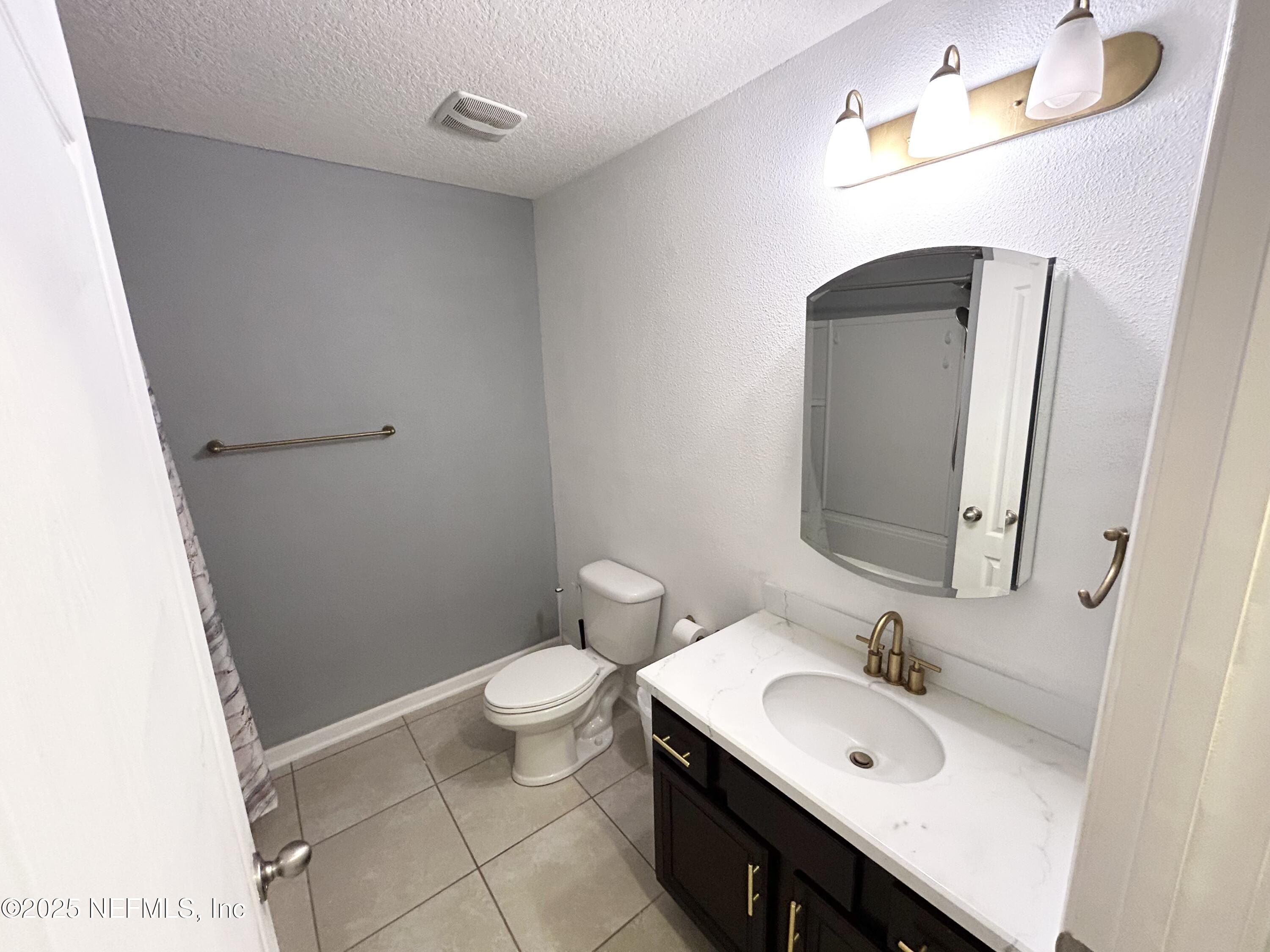 15787 TWIN CREEK Drive