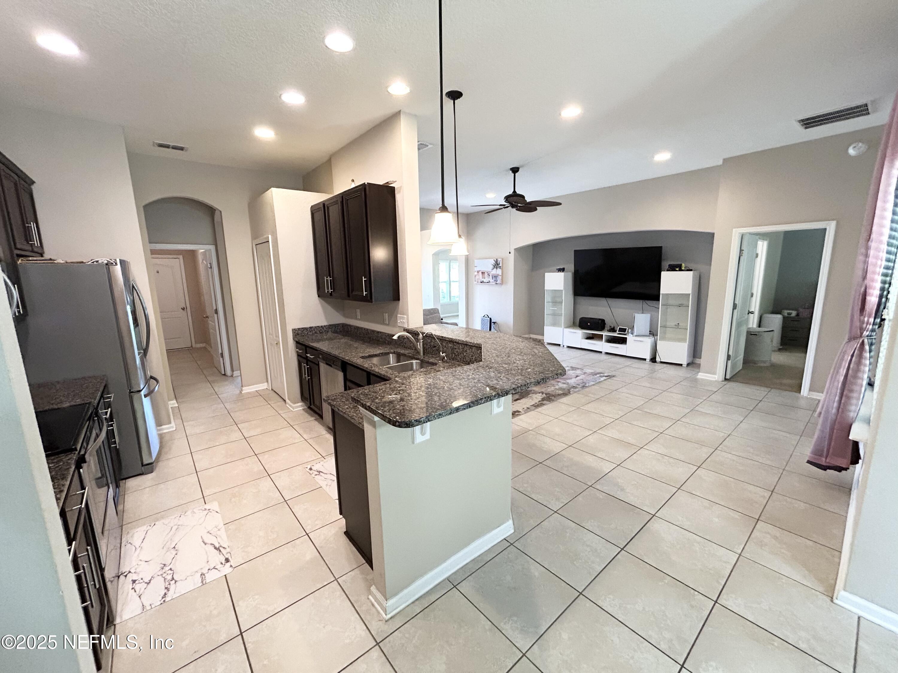 15787 TWIN CREEK Drive