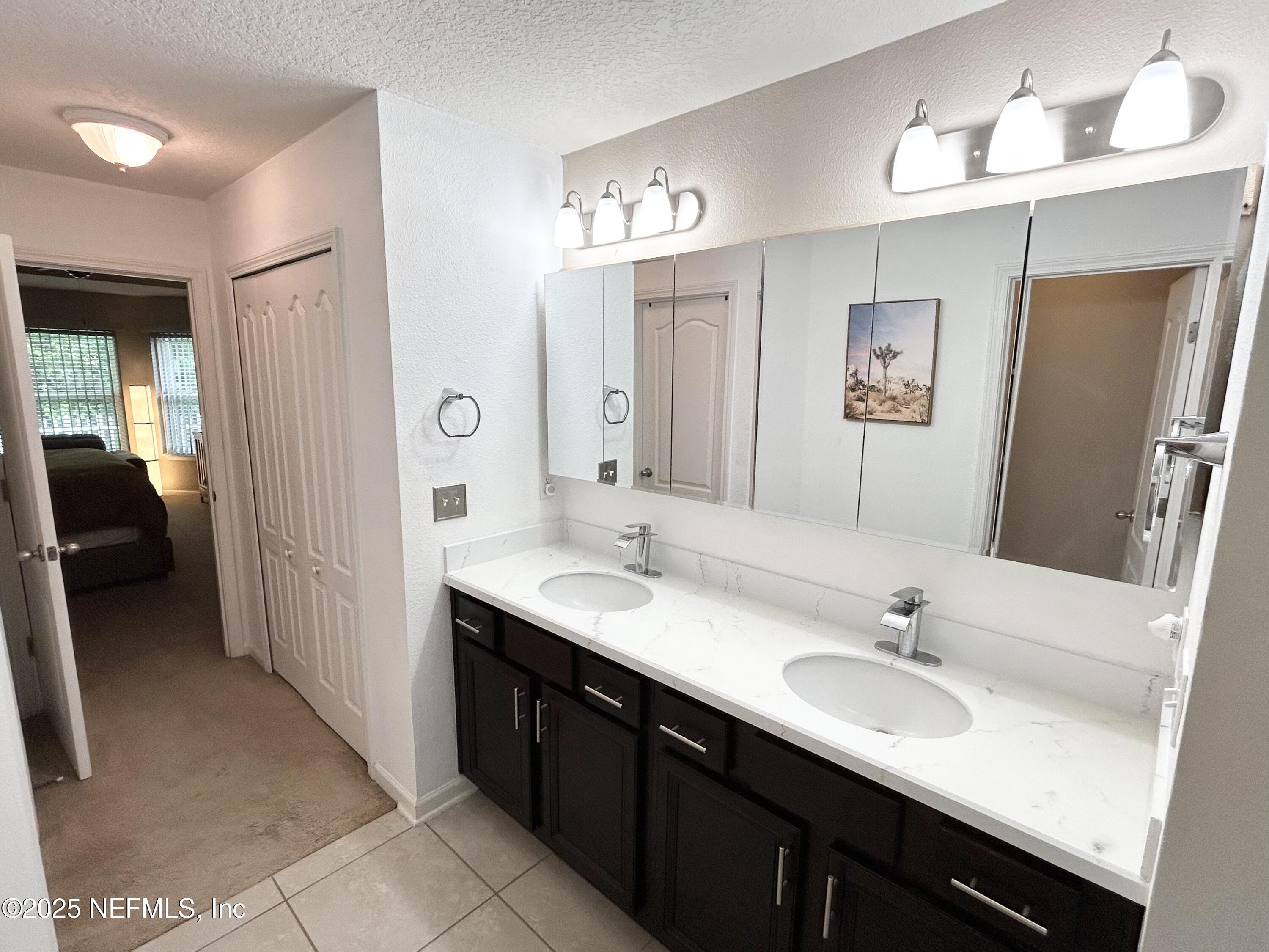 15787 TWIN CREEK Drive