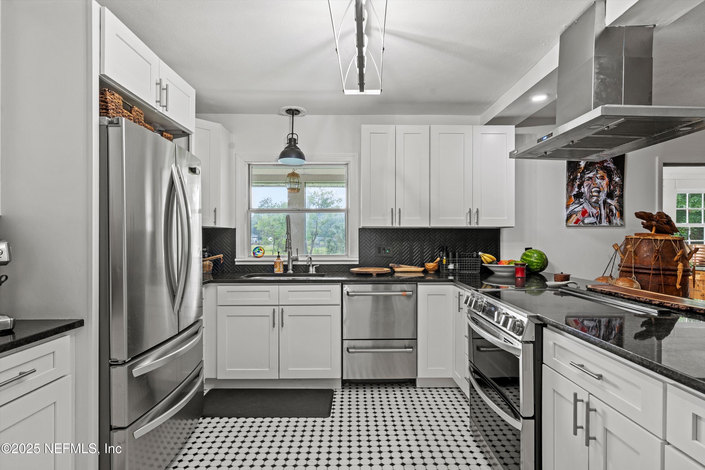 6241 RIVIERA MANOR Drive