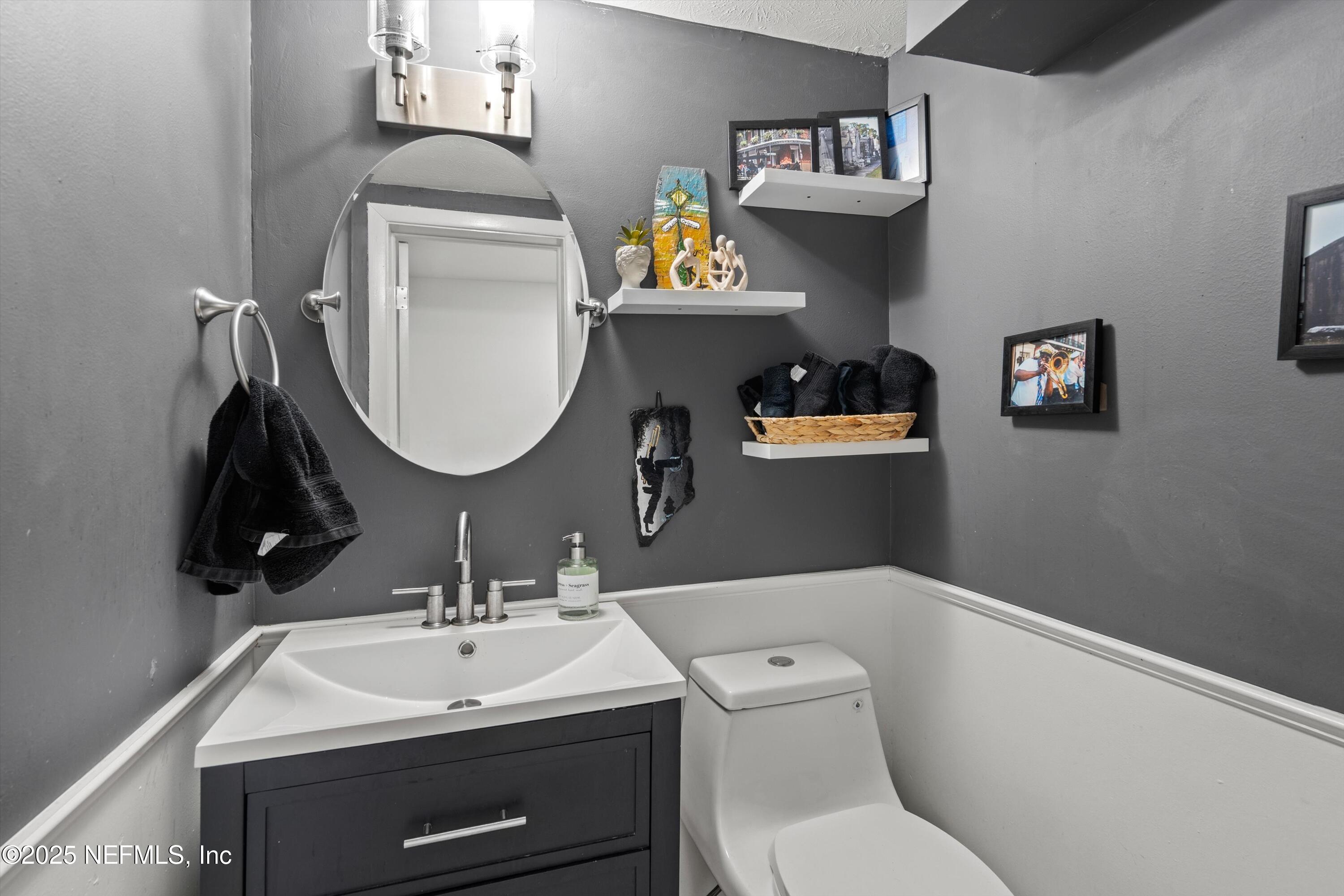 6241 RIVIERA MANOR Drive