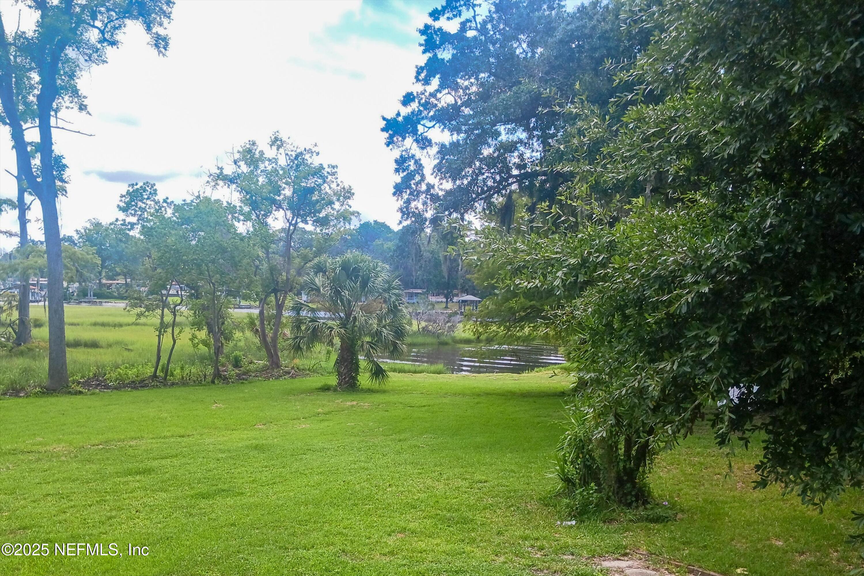 6241 RIVIERA MANOR Drive