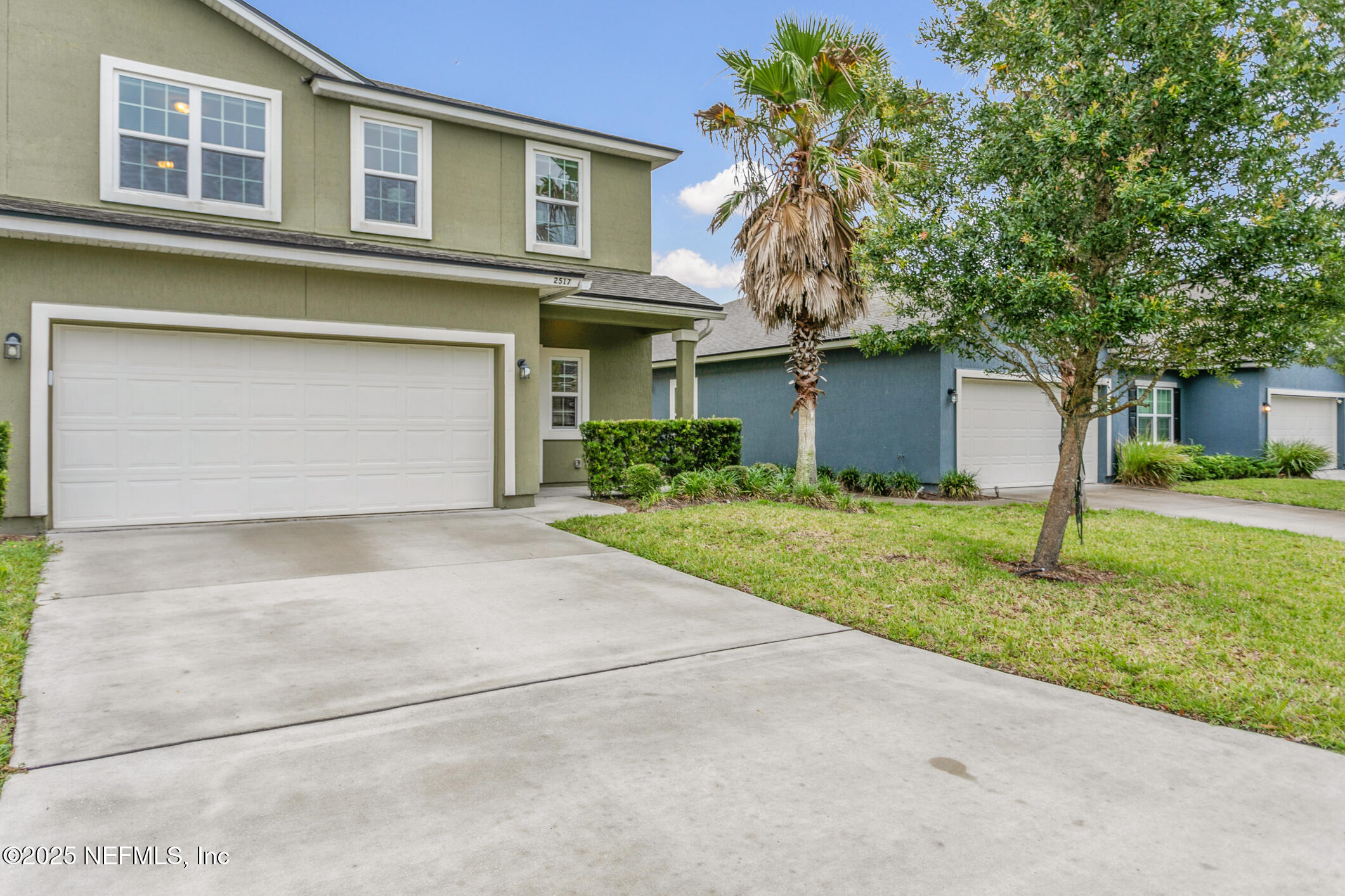 2517 CANEY OAKS Drive W