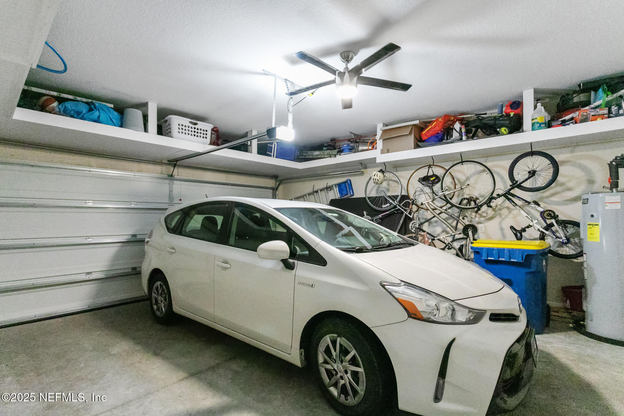 2517 CANEY OAKS Drive W