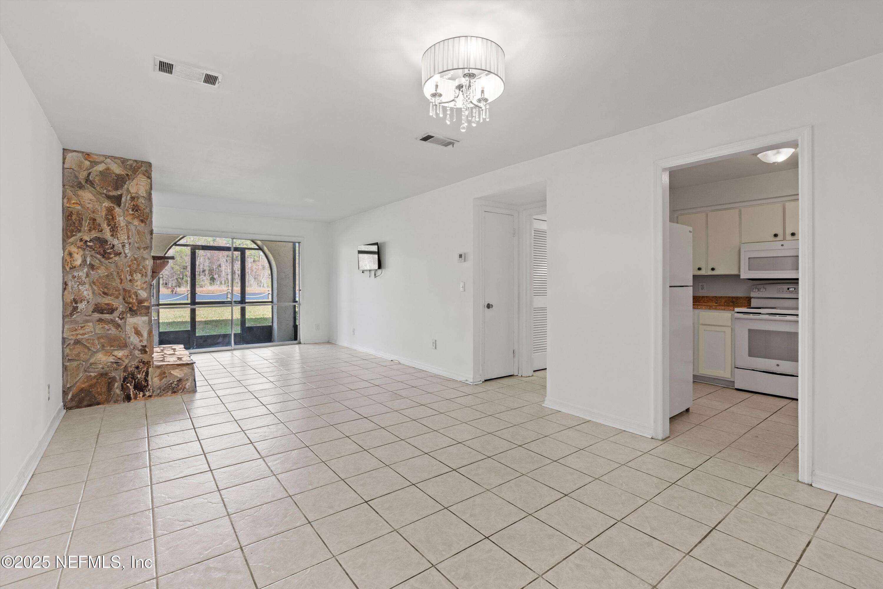 1530 EL PRADO Road, 2