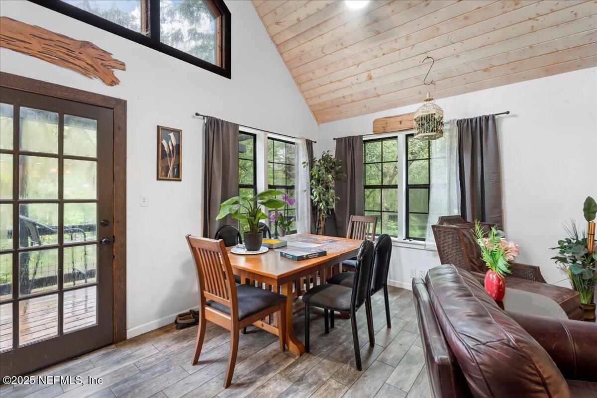 4315 LAZY ACRES Road