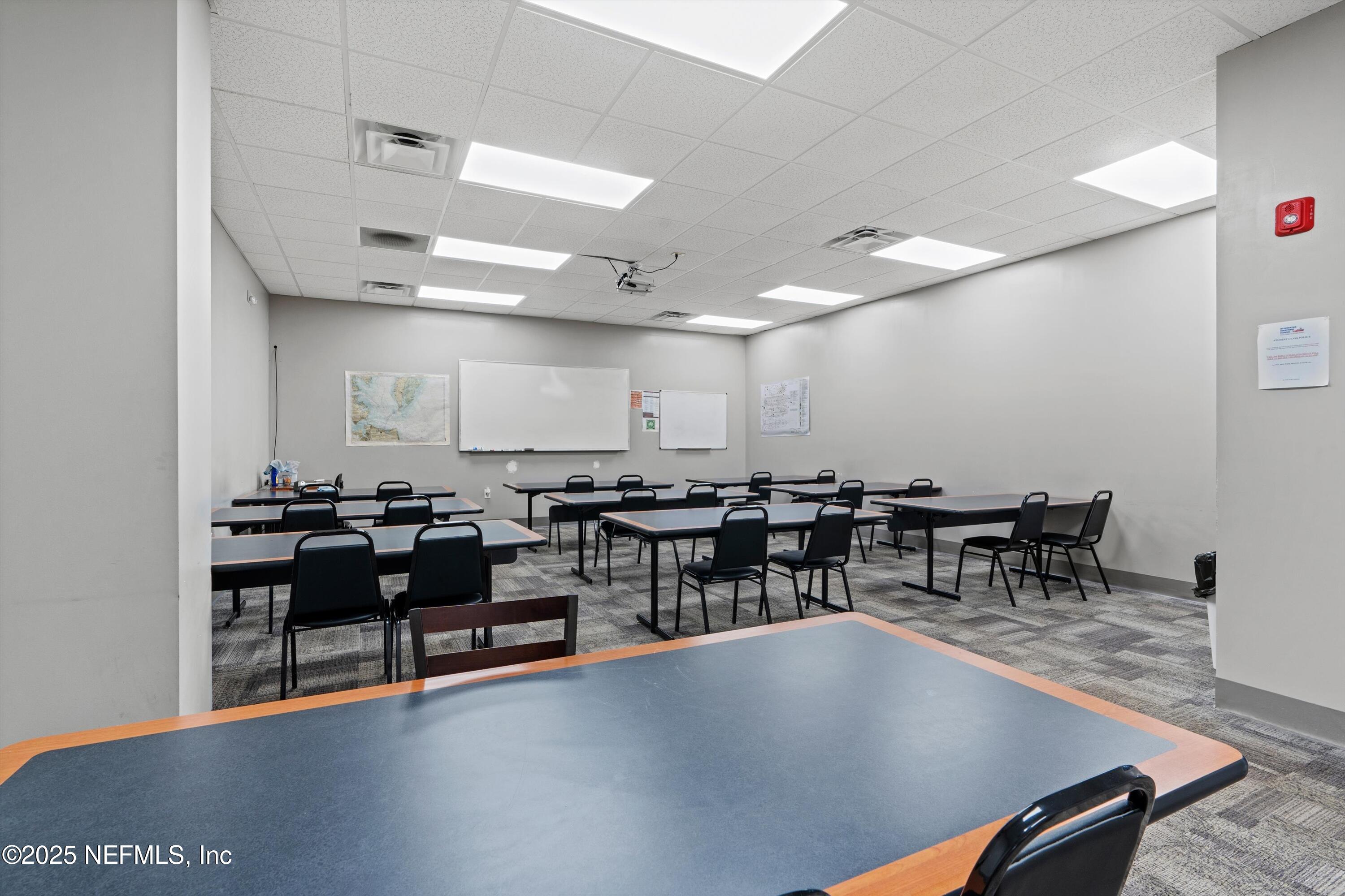 3787 OLD MIDDLEBURG Road N