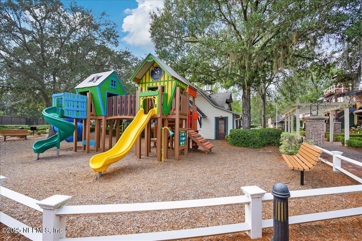 1725 WILD DUNES Circle