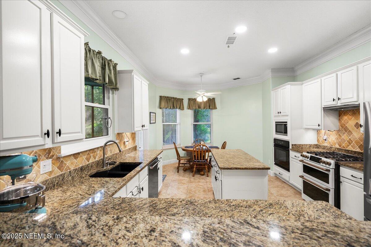1725 WILD DUNES Circle