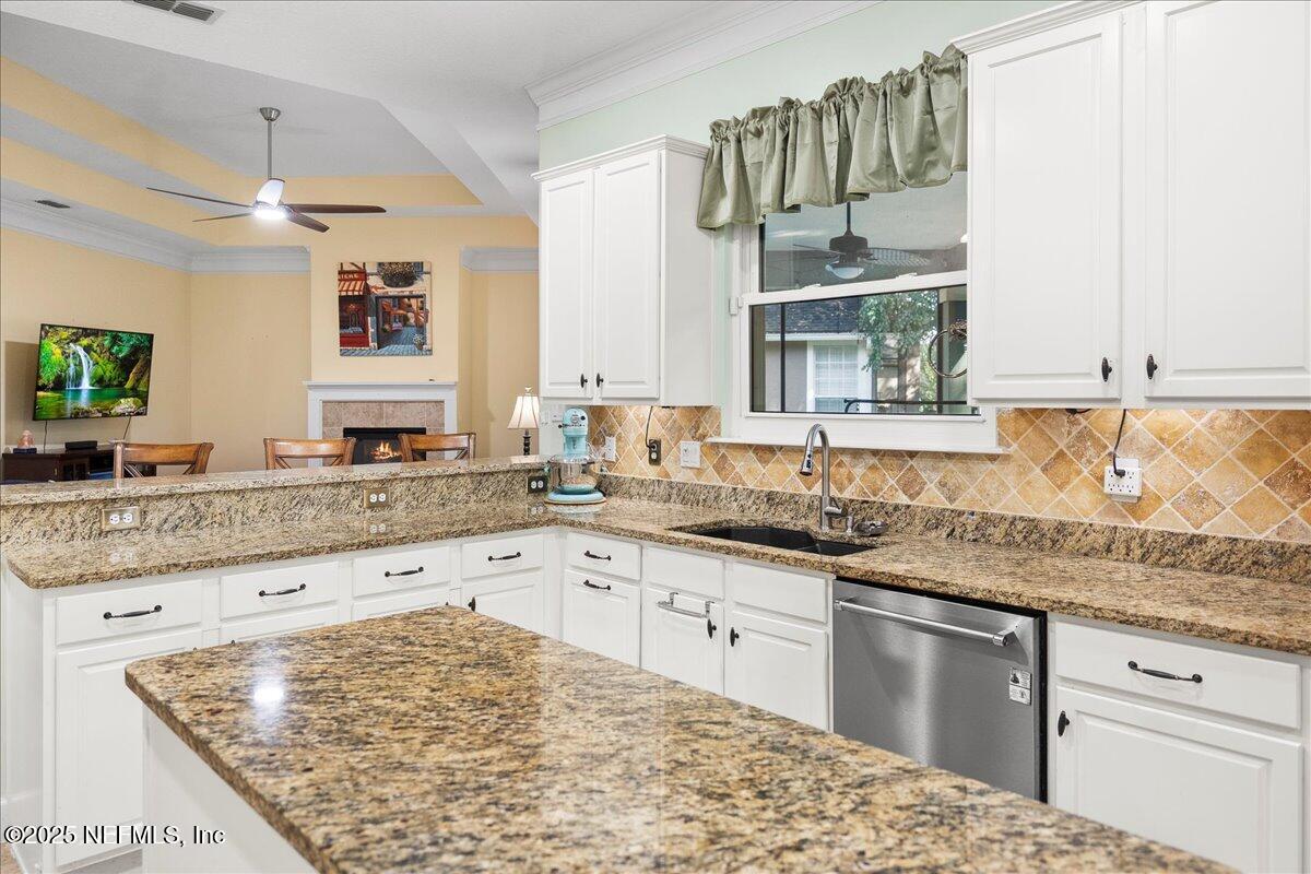 1725 WILD DUNES Circle