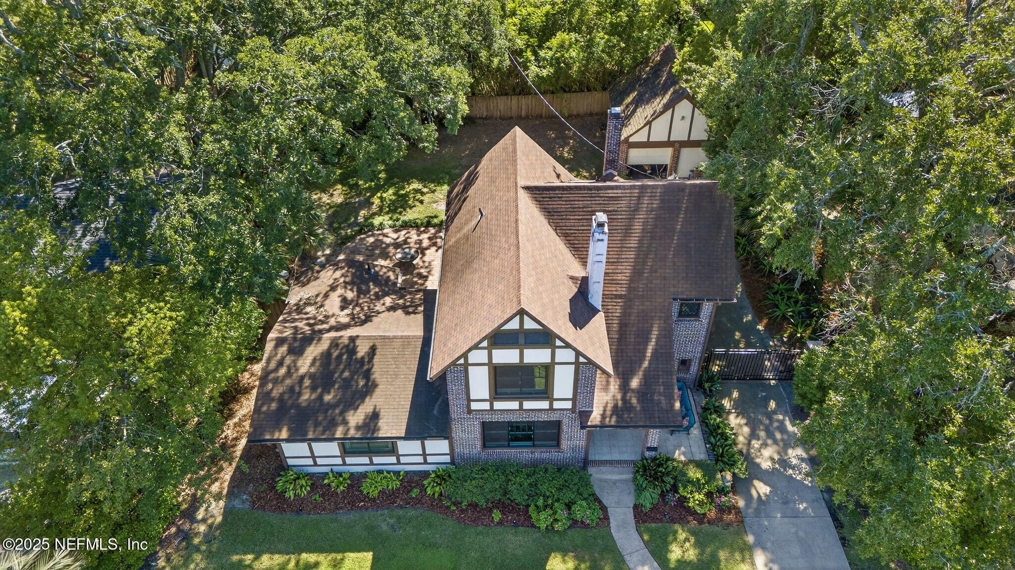 4350 GARIBALDI Avenue