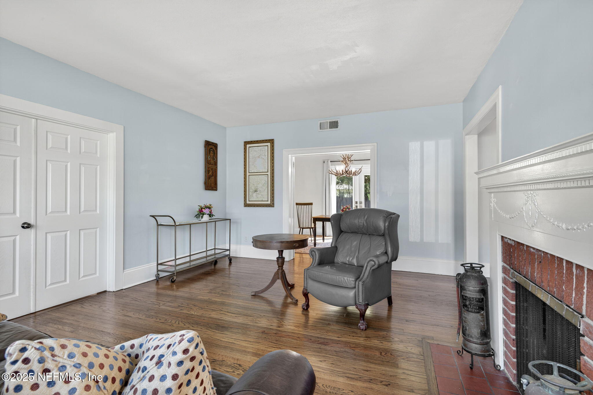 4350 GARIBALDI Avenue