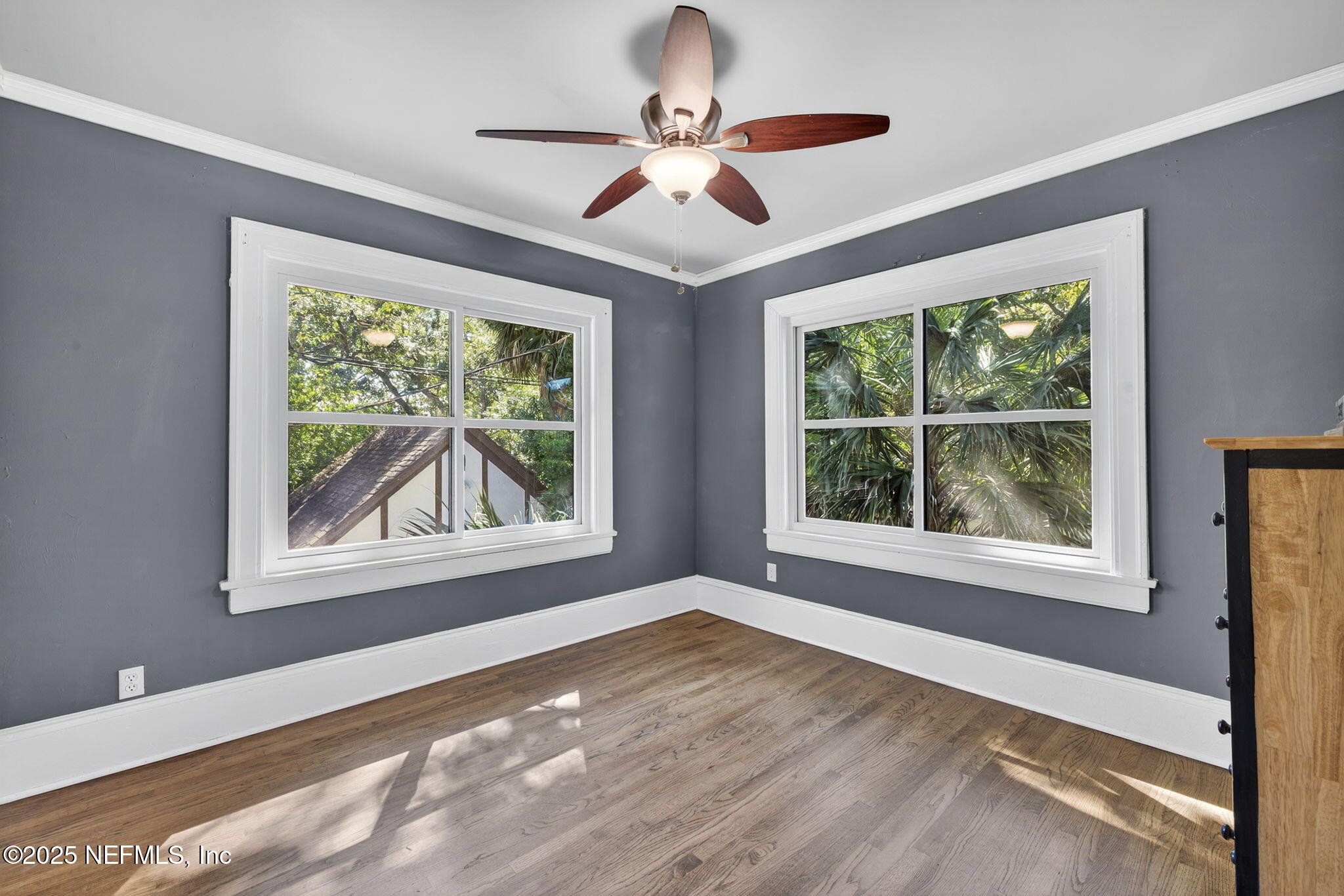 4350 GARIBALDI Avenue