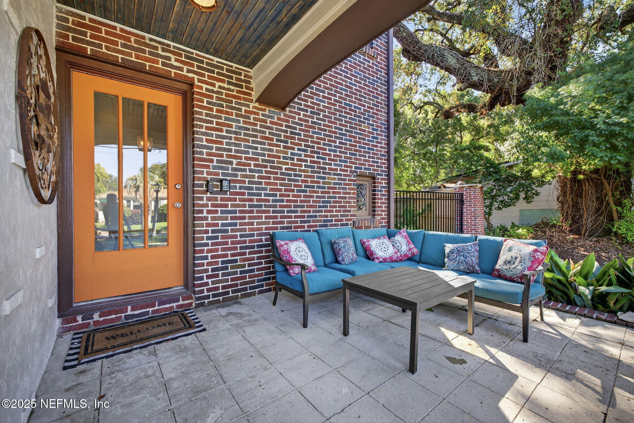 4350 GARIBALDI Avenue