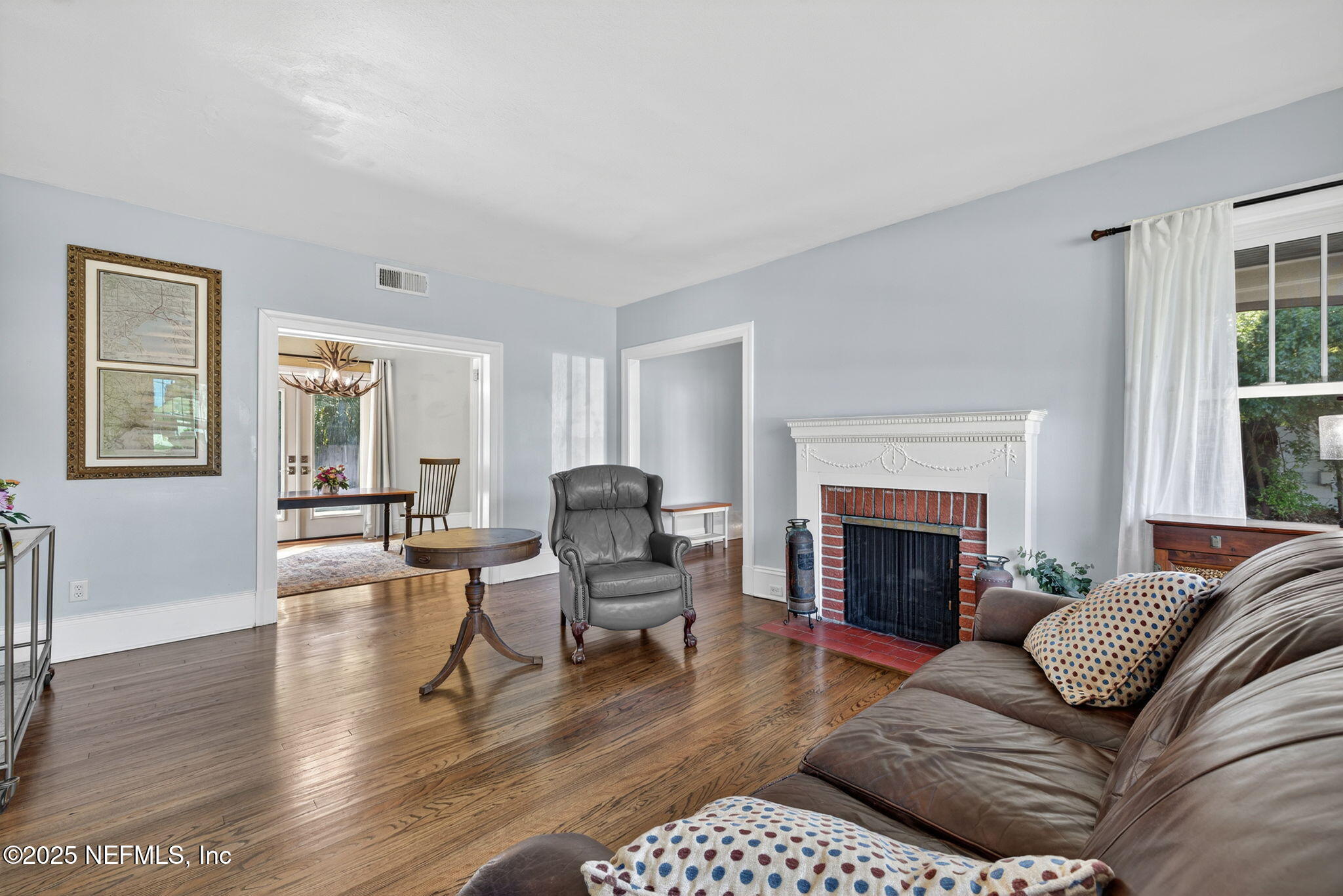 4350 GARIBALDI Avenue