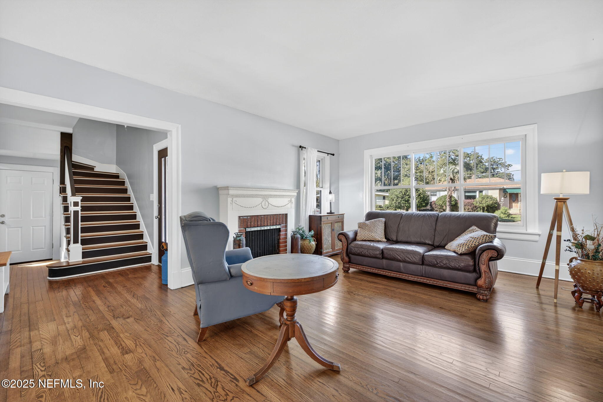 4350 GARIBALDI Avenue