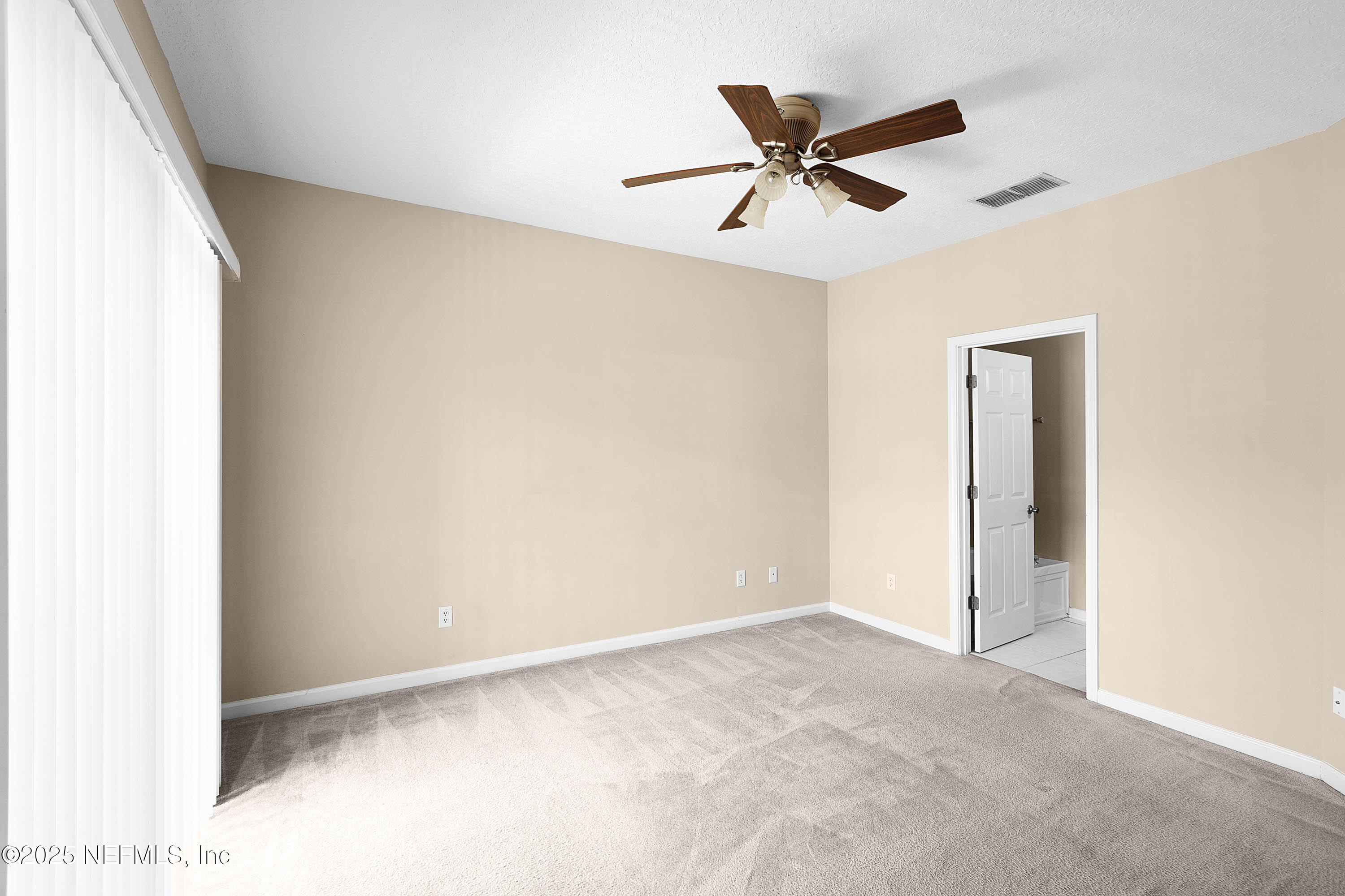 12301 KERNAN FOREST Boulevard 2702