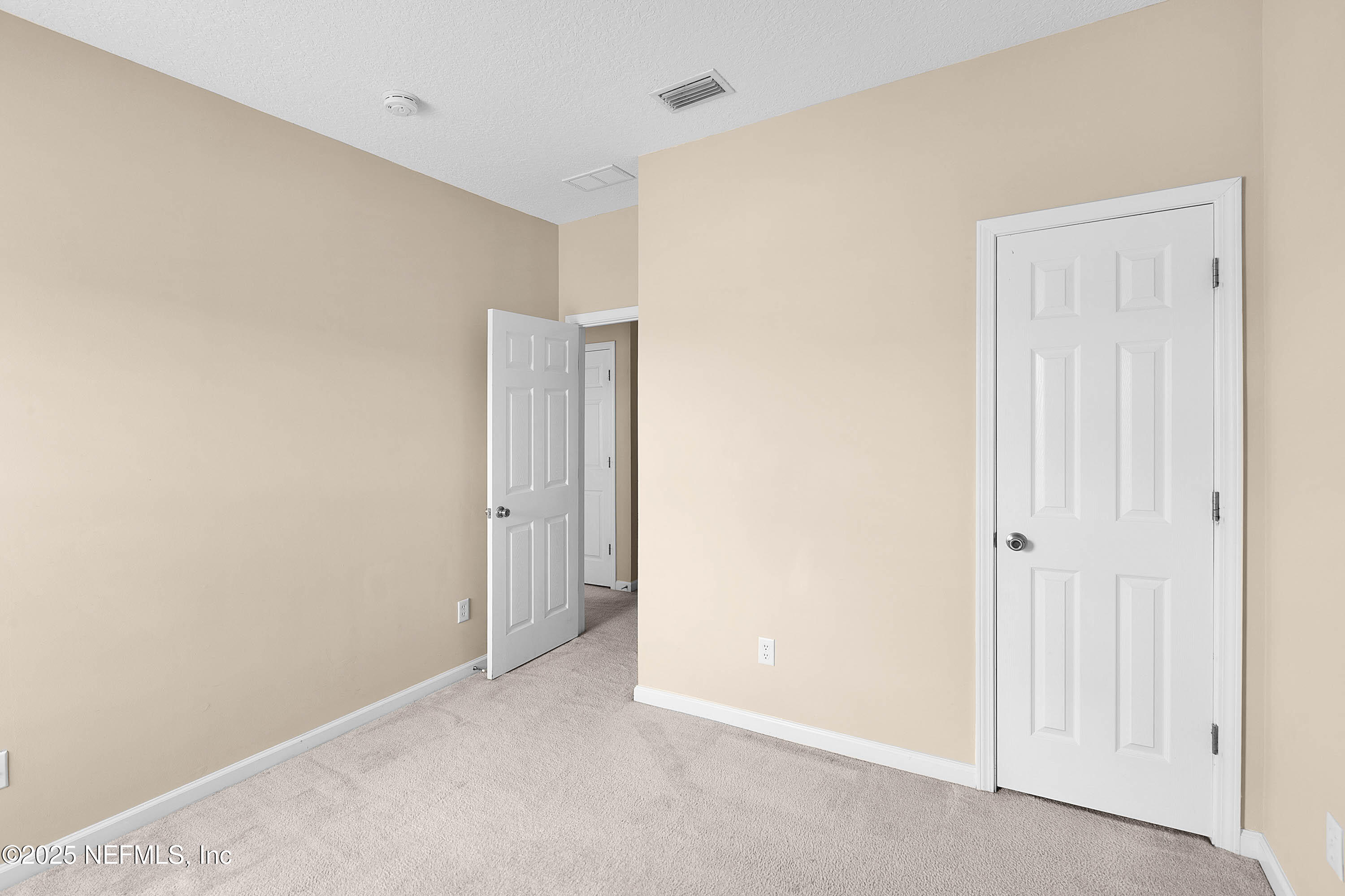 12301 KERNAN FOREST Boulevard 2702