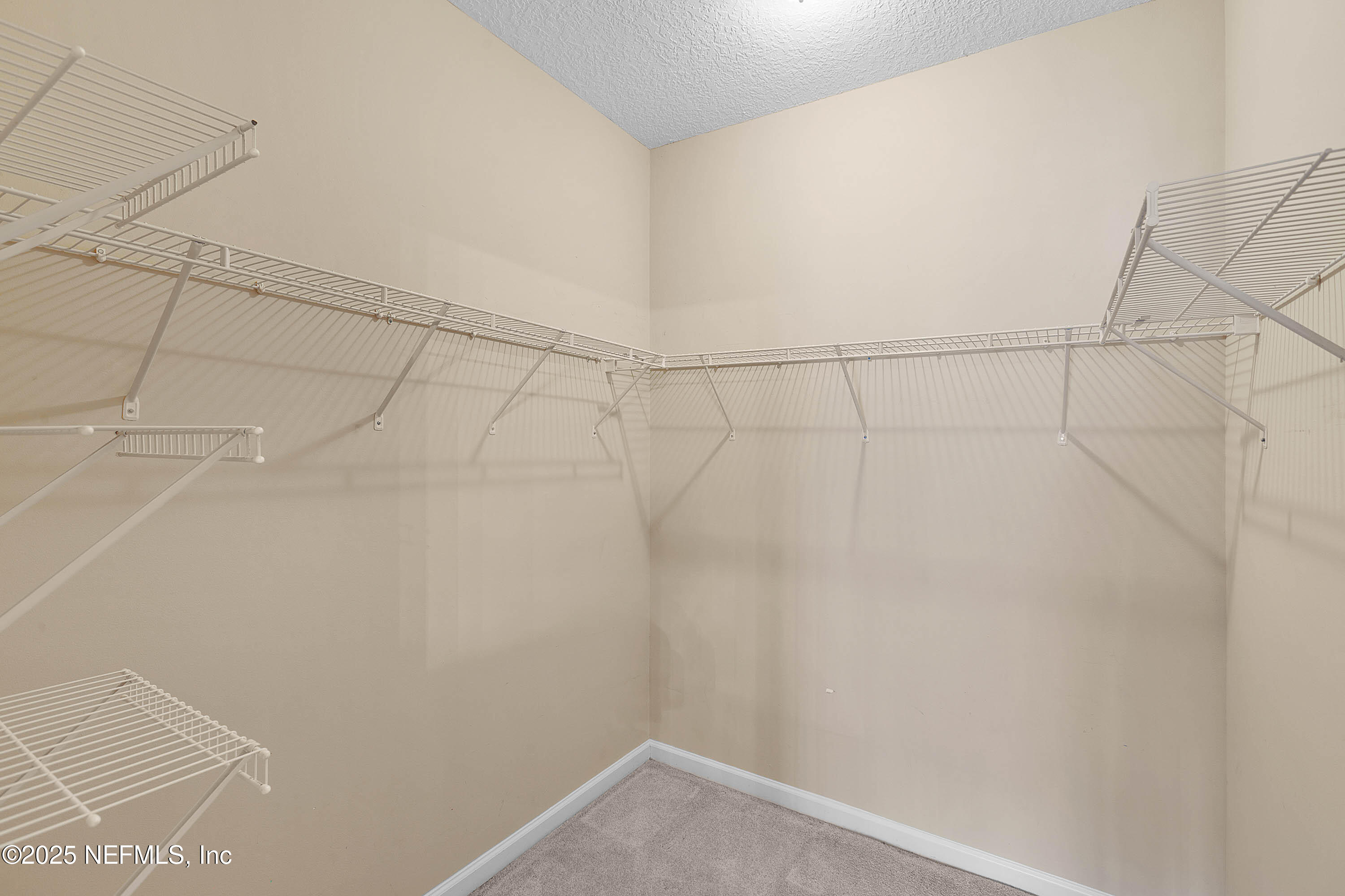 12301 KERNAN FOREST Boulevard 2702