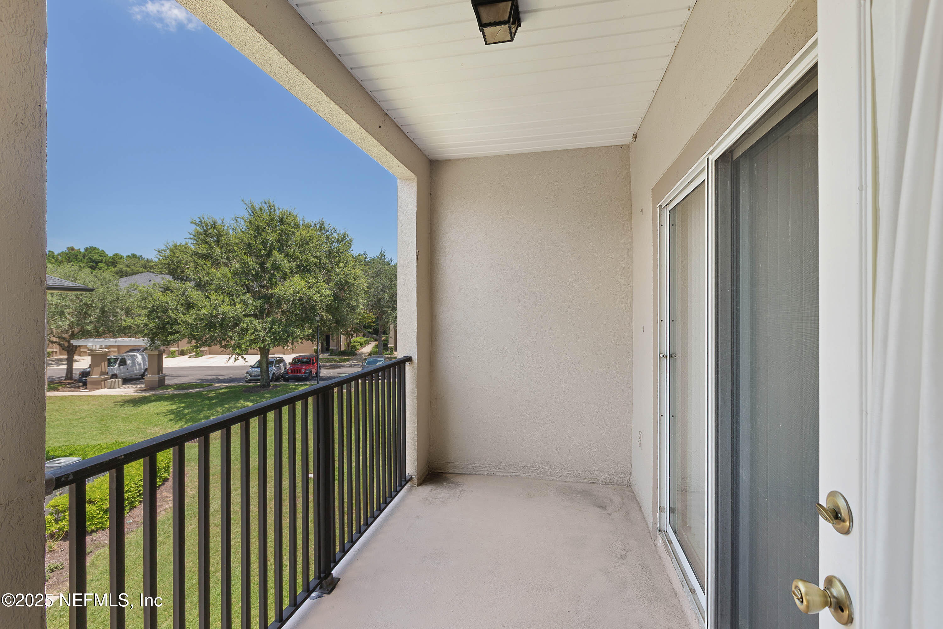 12301 KERNAN FOREST Boulevard 2702