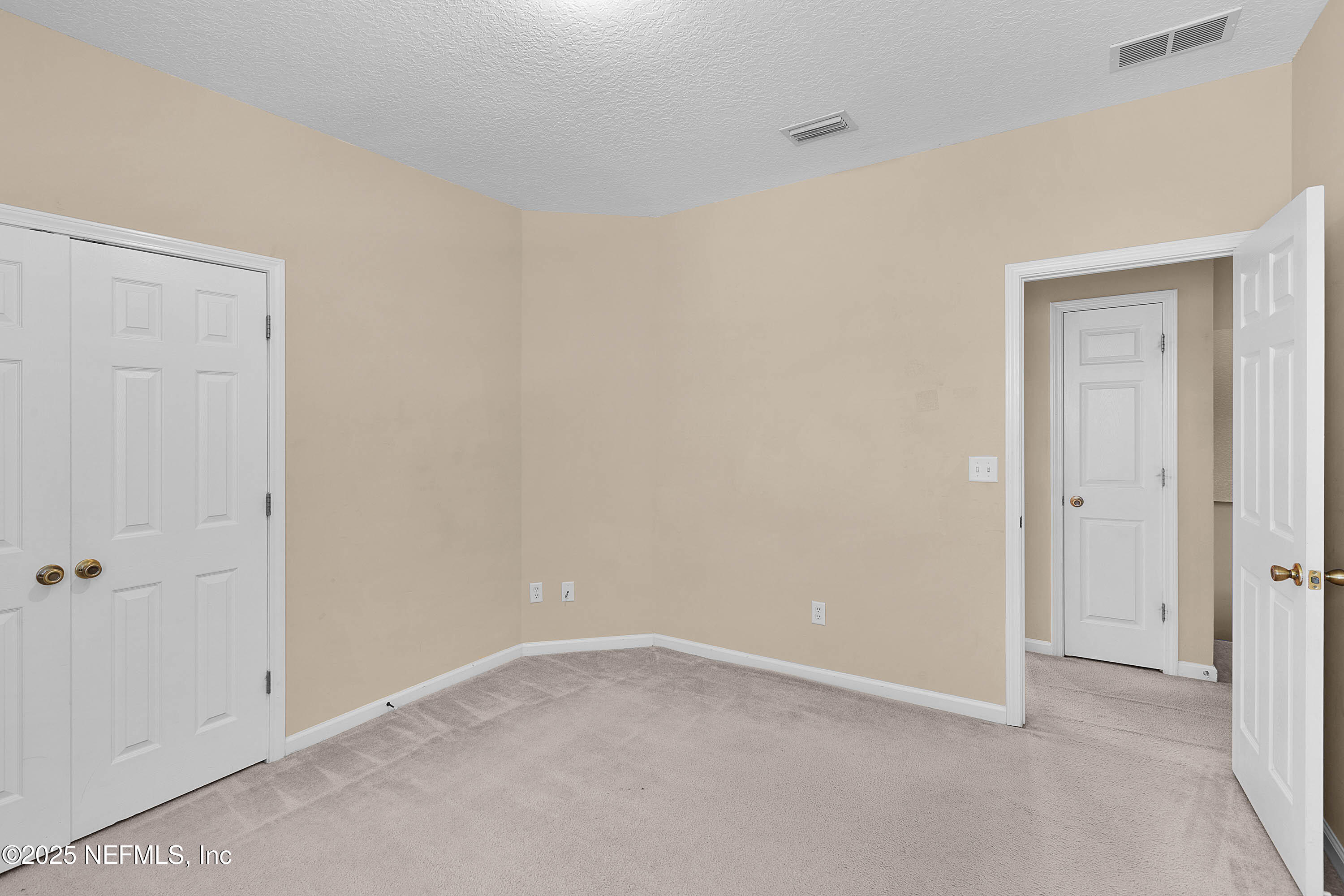 12301 KERNAN FOREST Boulevard 2702