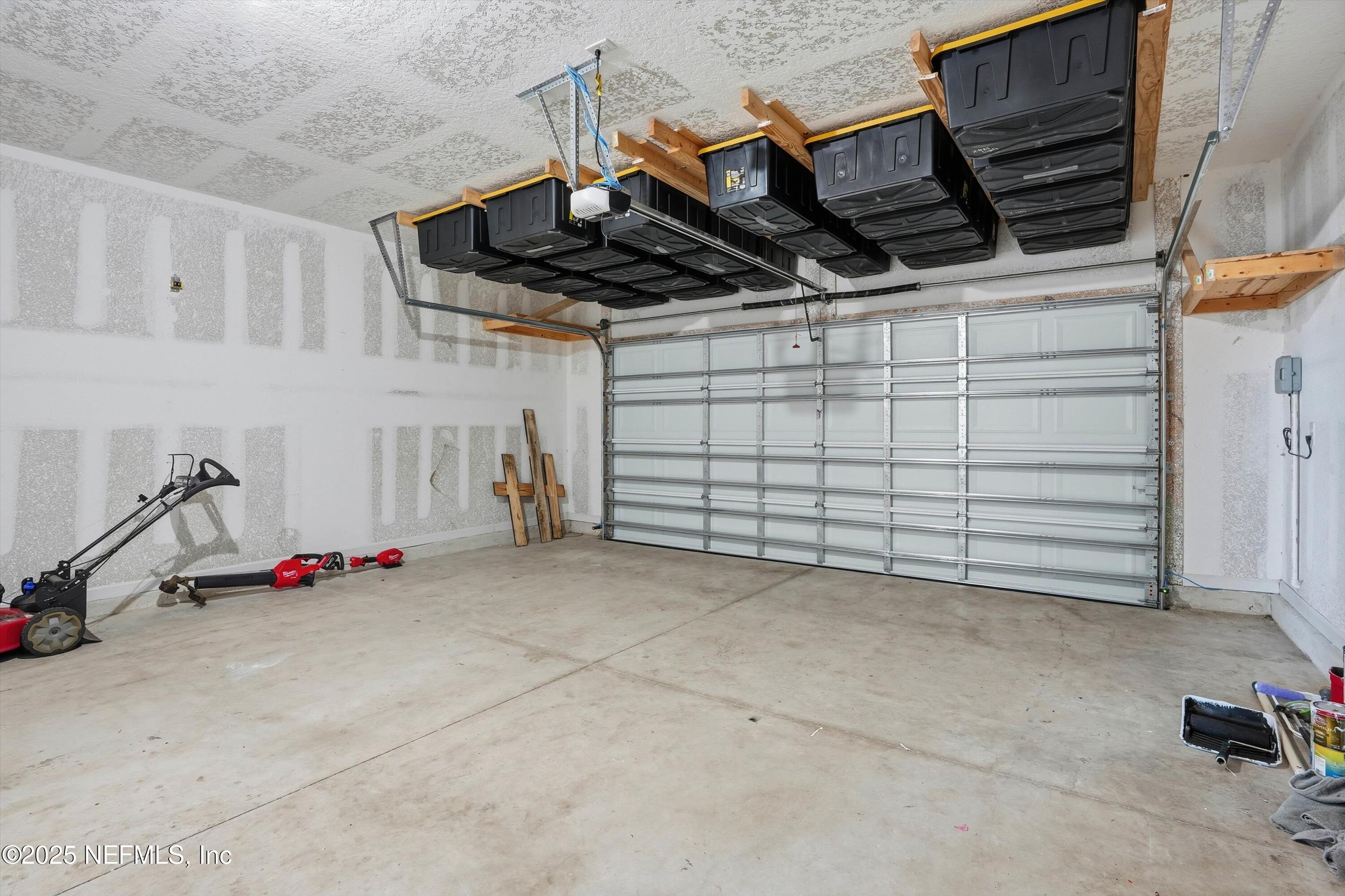 38 HULETT WOODS Road