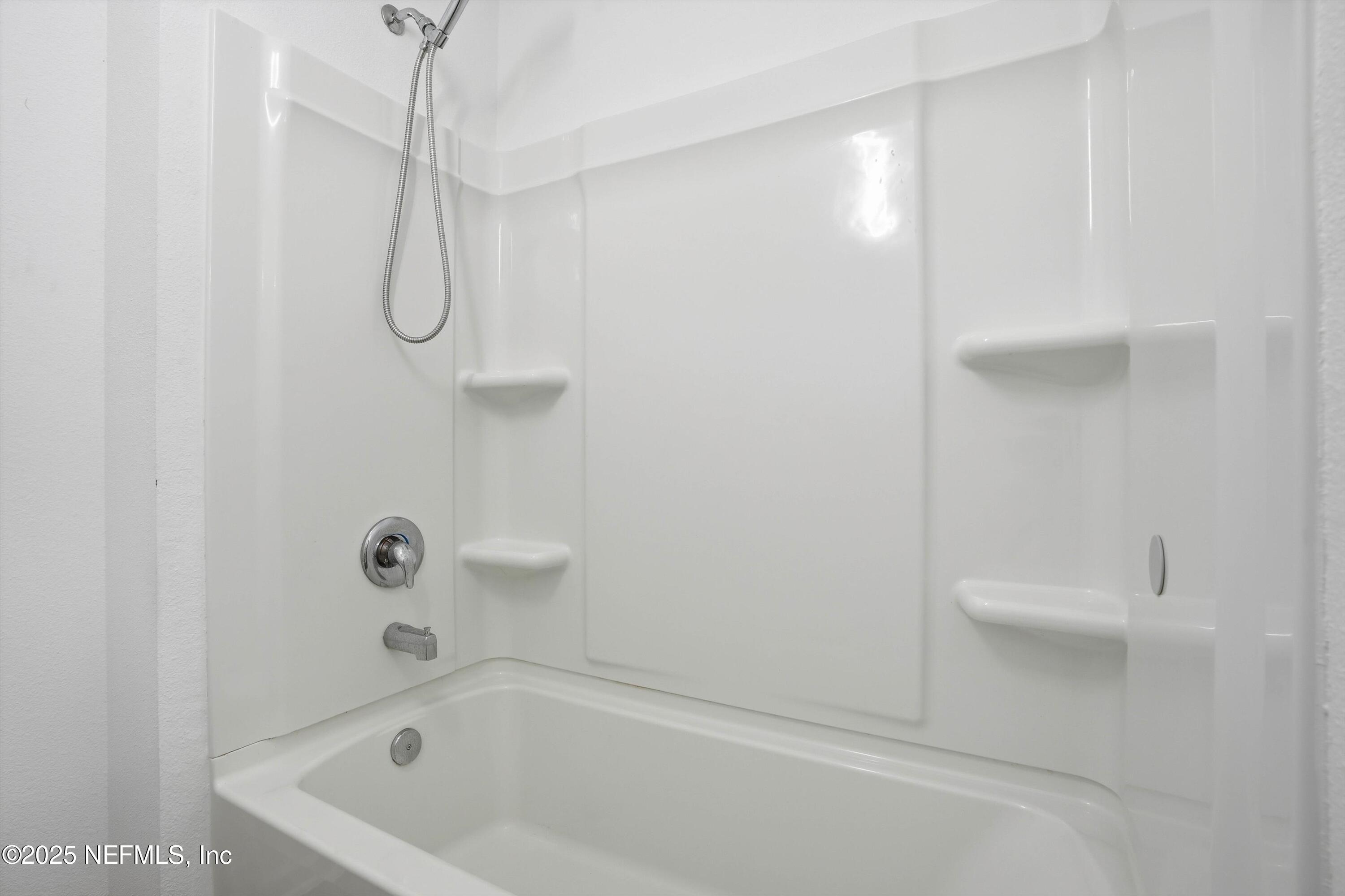 38 HULETT WOODS Road